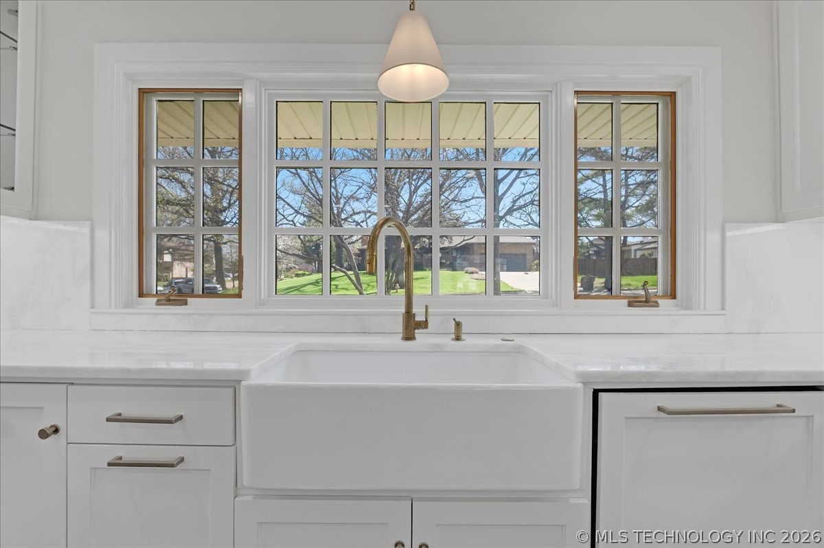 3138 S Zunis Place Tulsa OK 74105