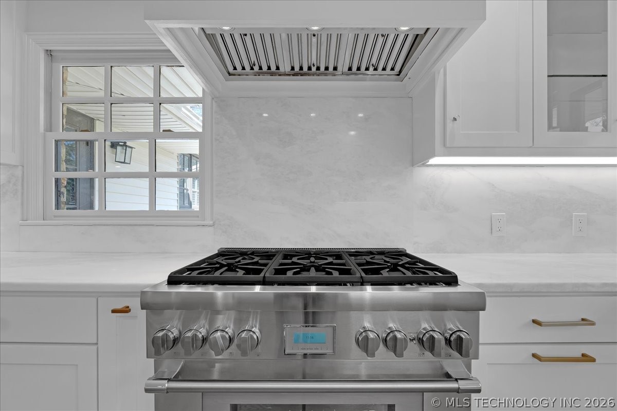 3138 S Zunis Place Tulsa OK 74105