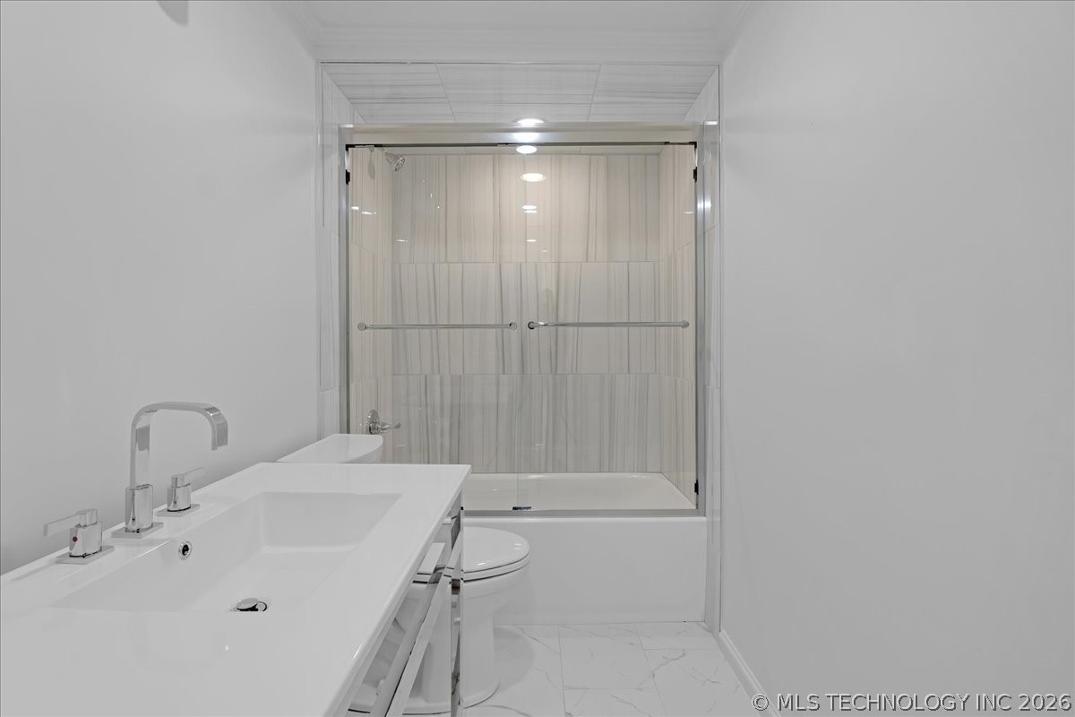 3138 S Zunis Place Tulsa OK 74105