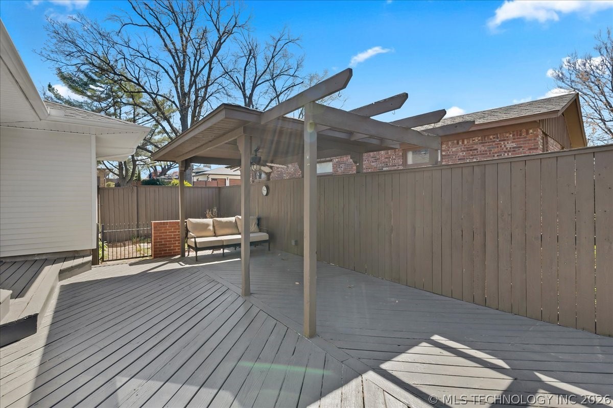 3138 S Zunis Place Tulsa OK 74105