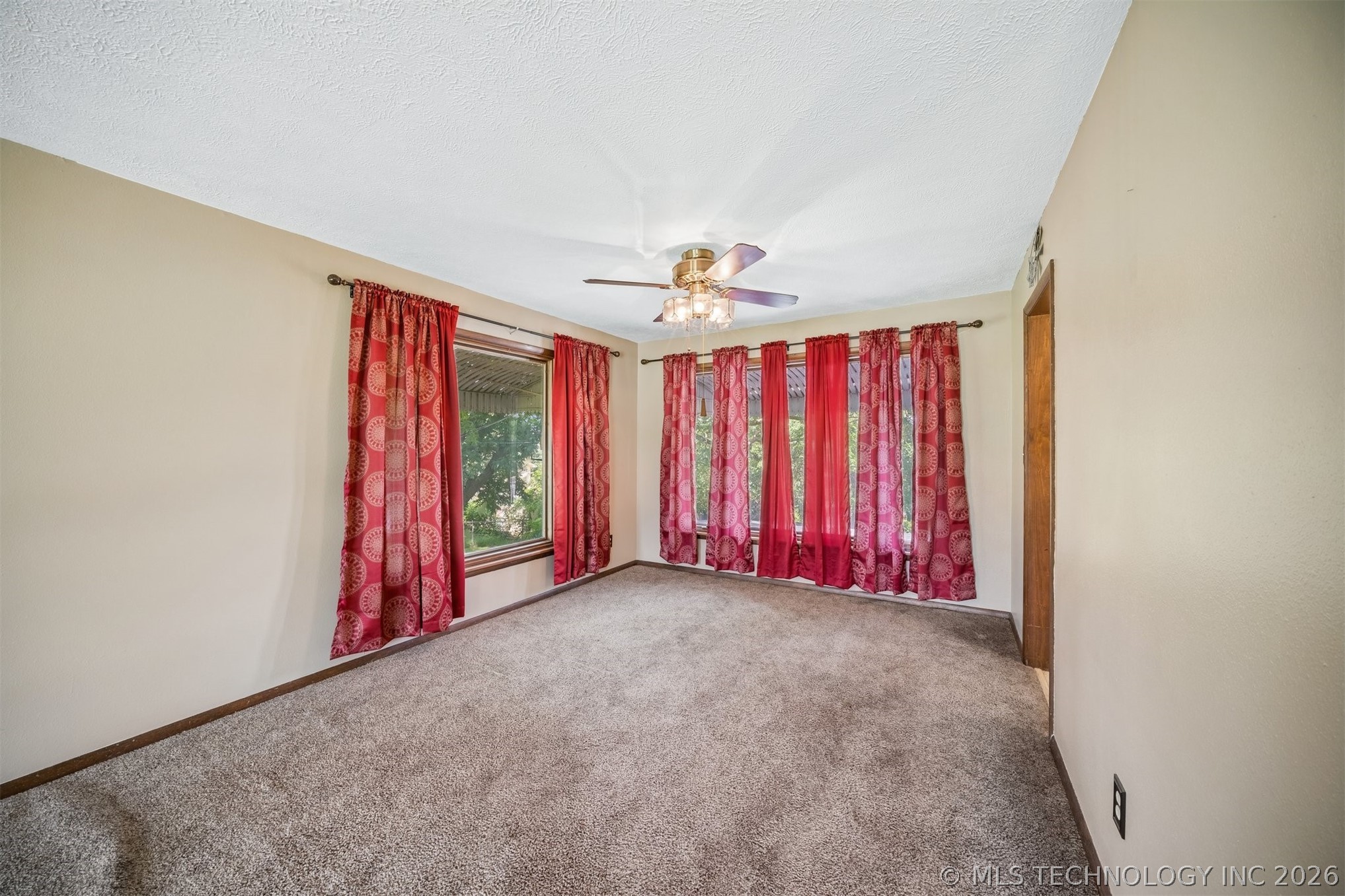 2325 J Street SW Miami OK 74354