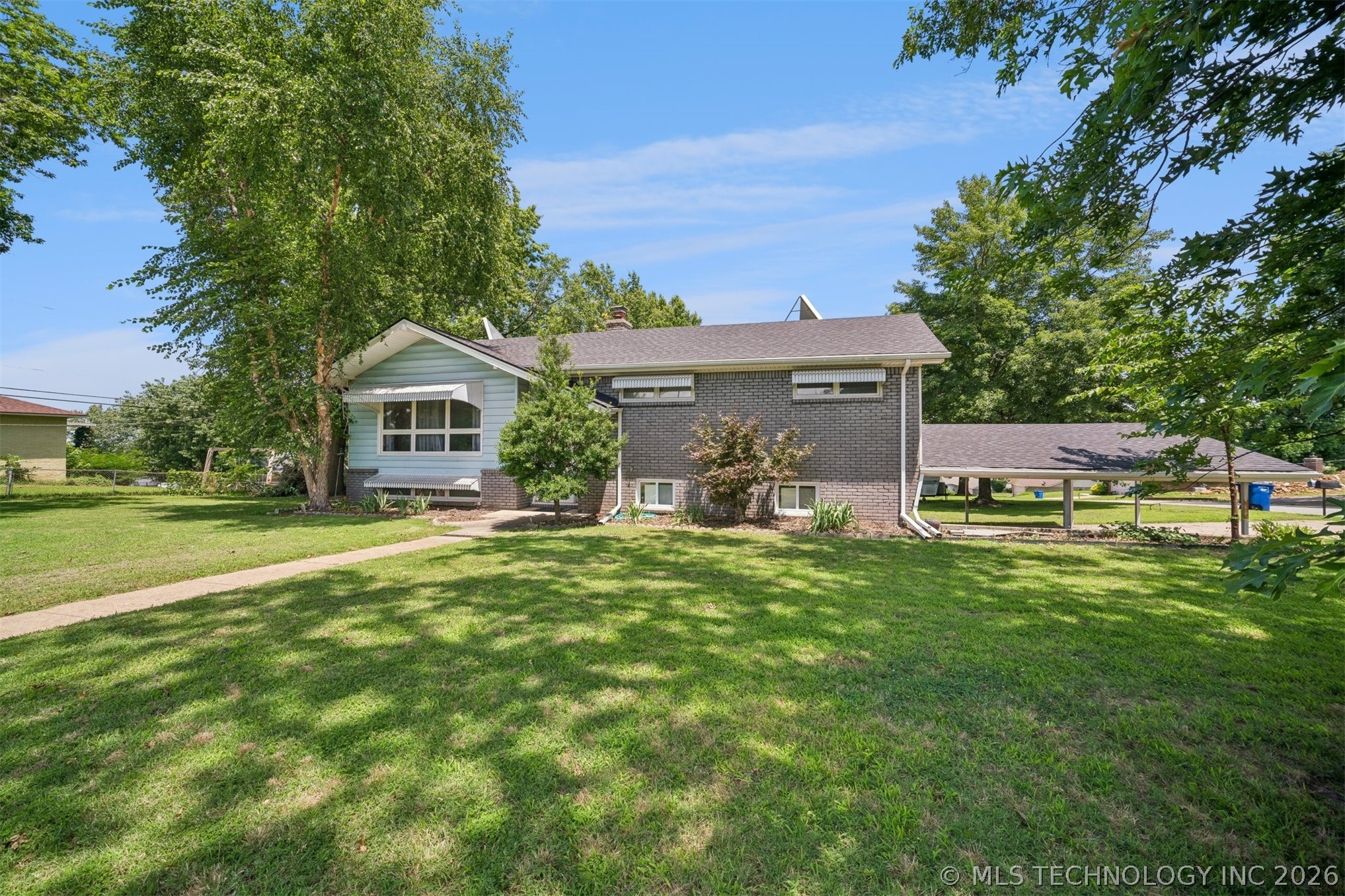 2325 J Street SW Miami OK 74354