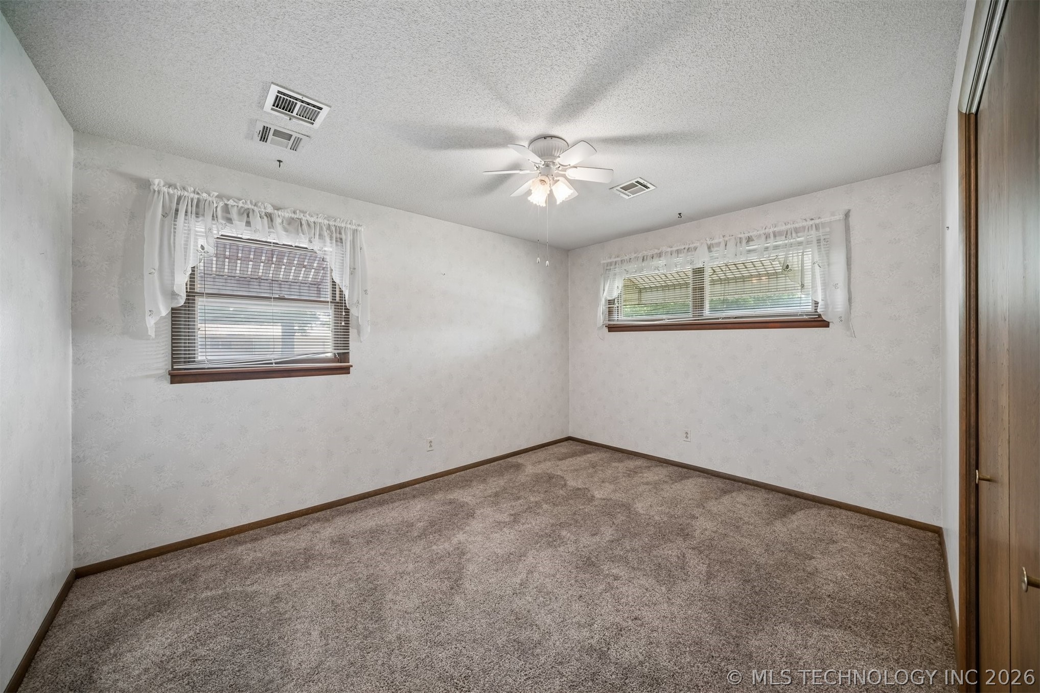 2325 J Street SW Miami OK 74354