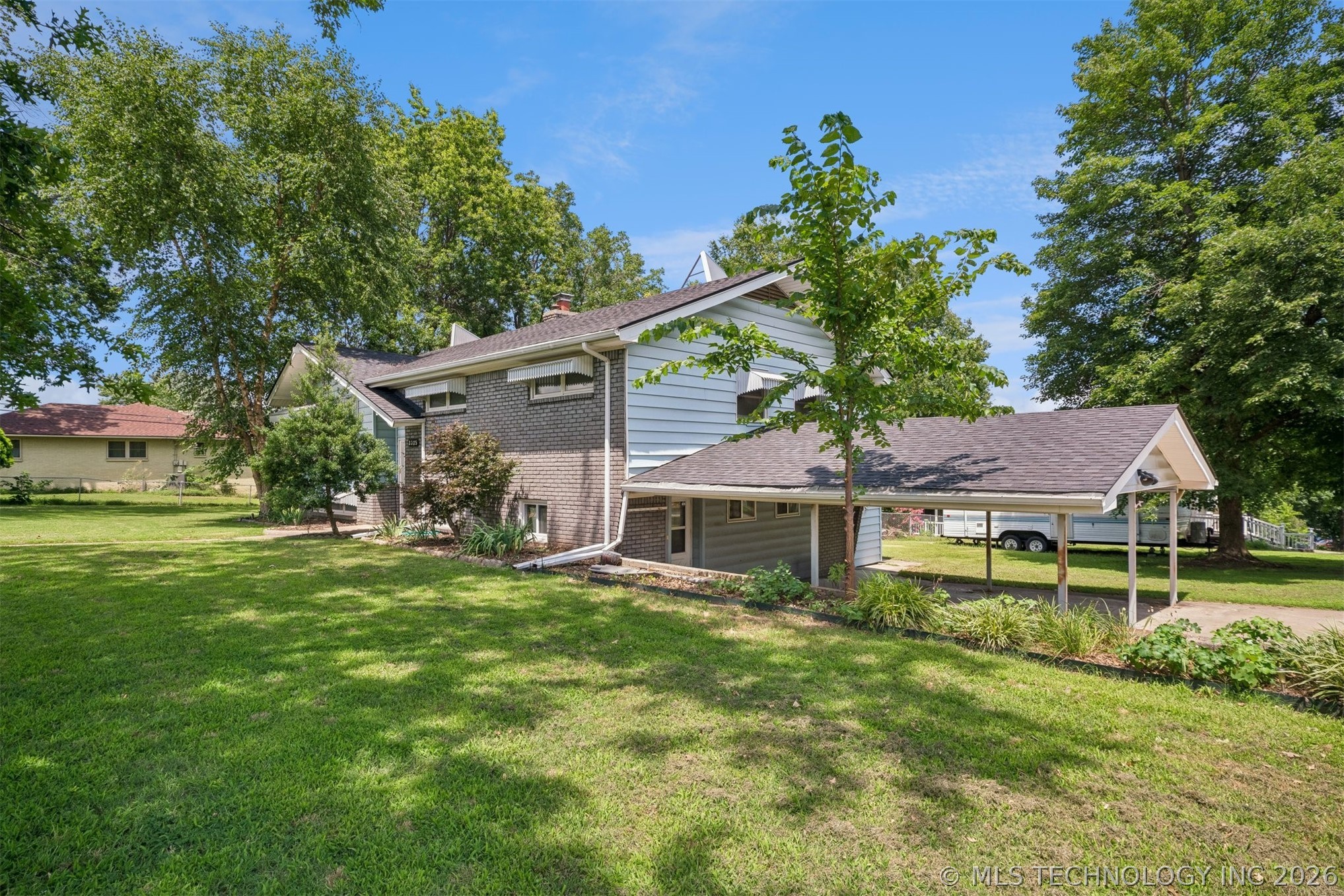2325 J Street SW Miami OK 74354