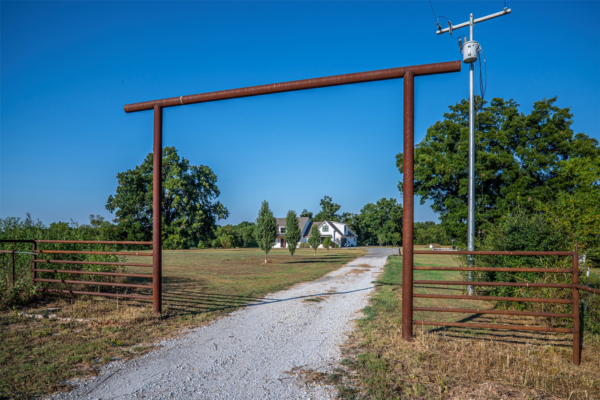 21750 County Road 3 Stonewall OK 74871