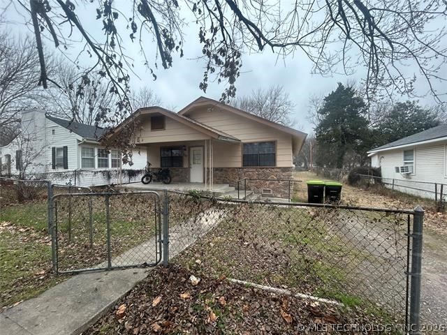 727 E 6th Ada OK 74820