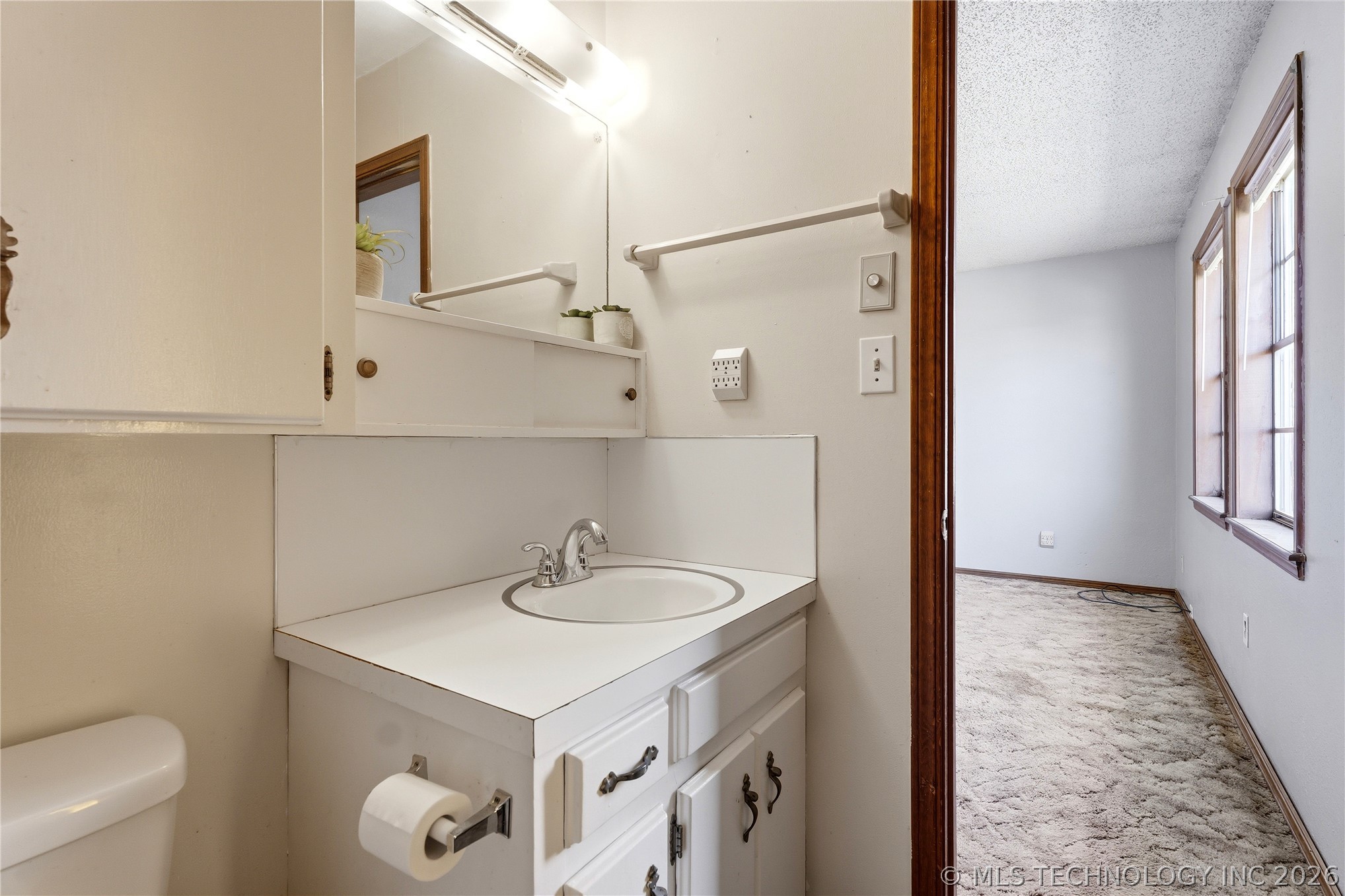1204 SW 12th Place Wagoner OK 74467