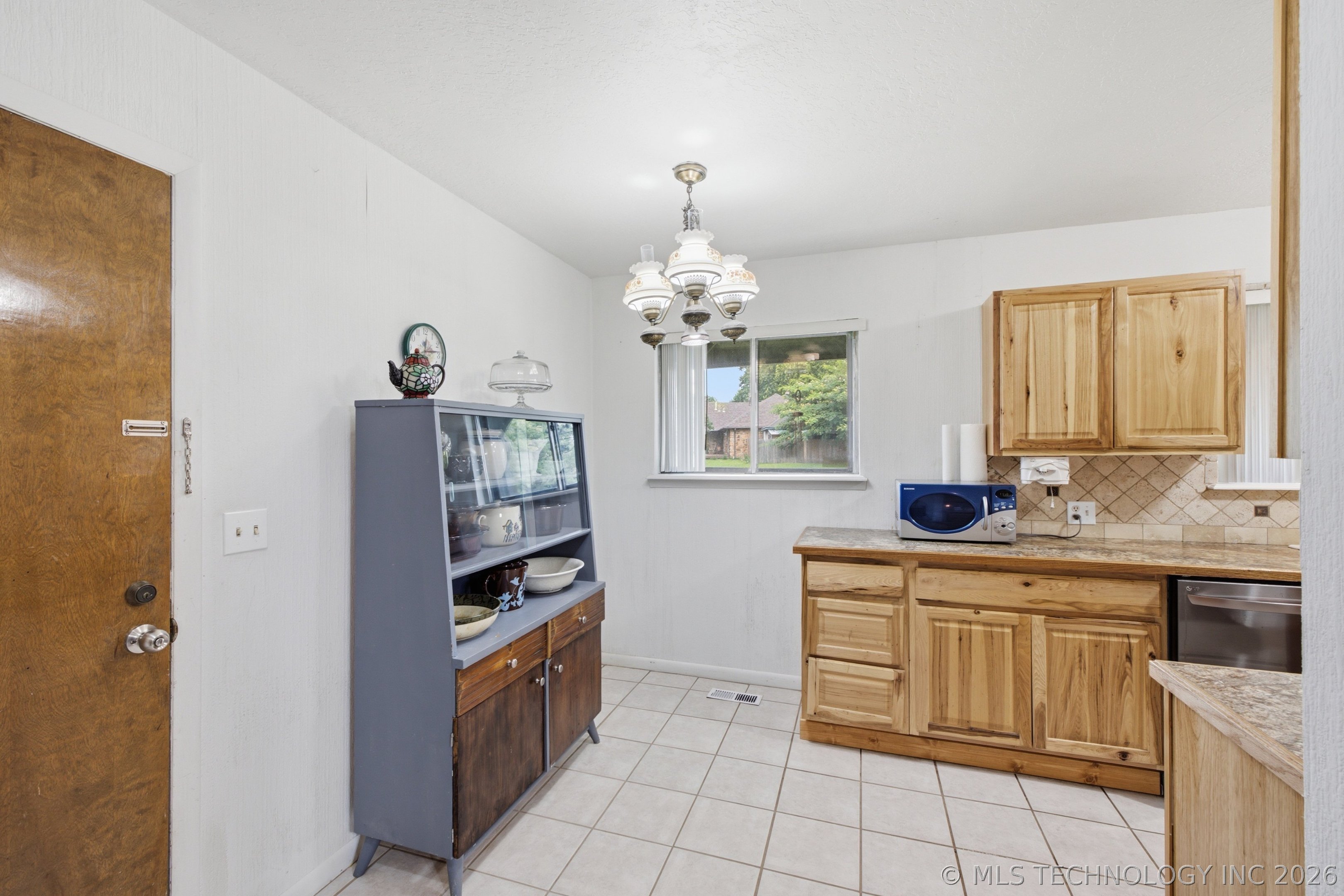 3902 S 123rd East Place Tulsa OK 74146