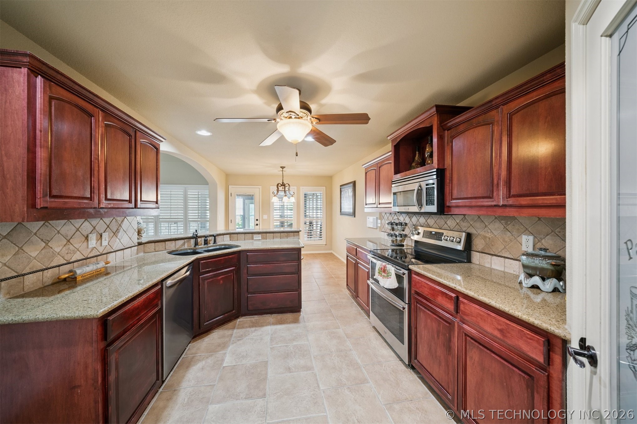 704 W Indianapolis Street Broken Arrow OK 74012