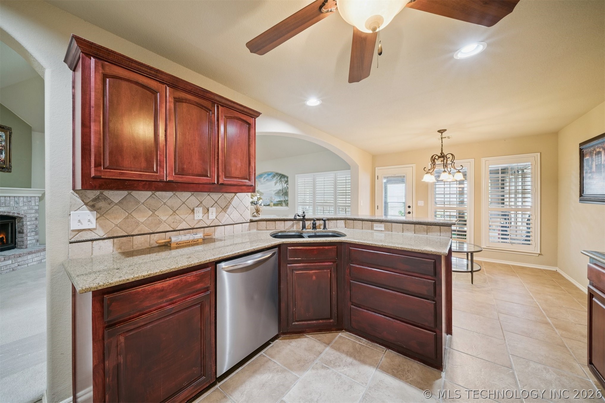 704 W Indianapolis Street Broken Arrow OK 74012