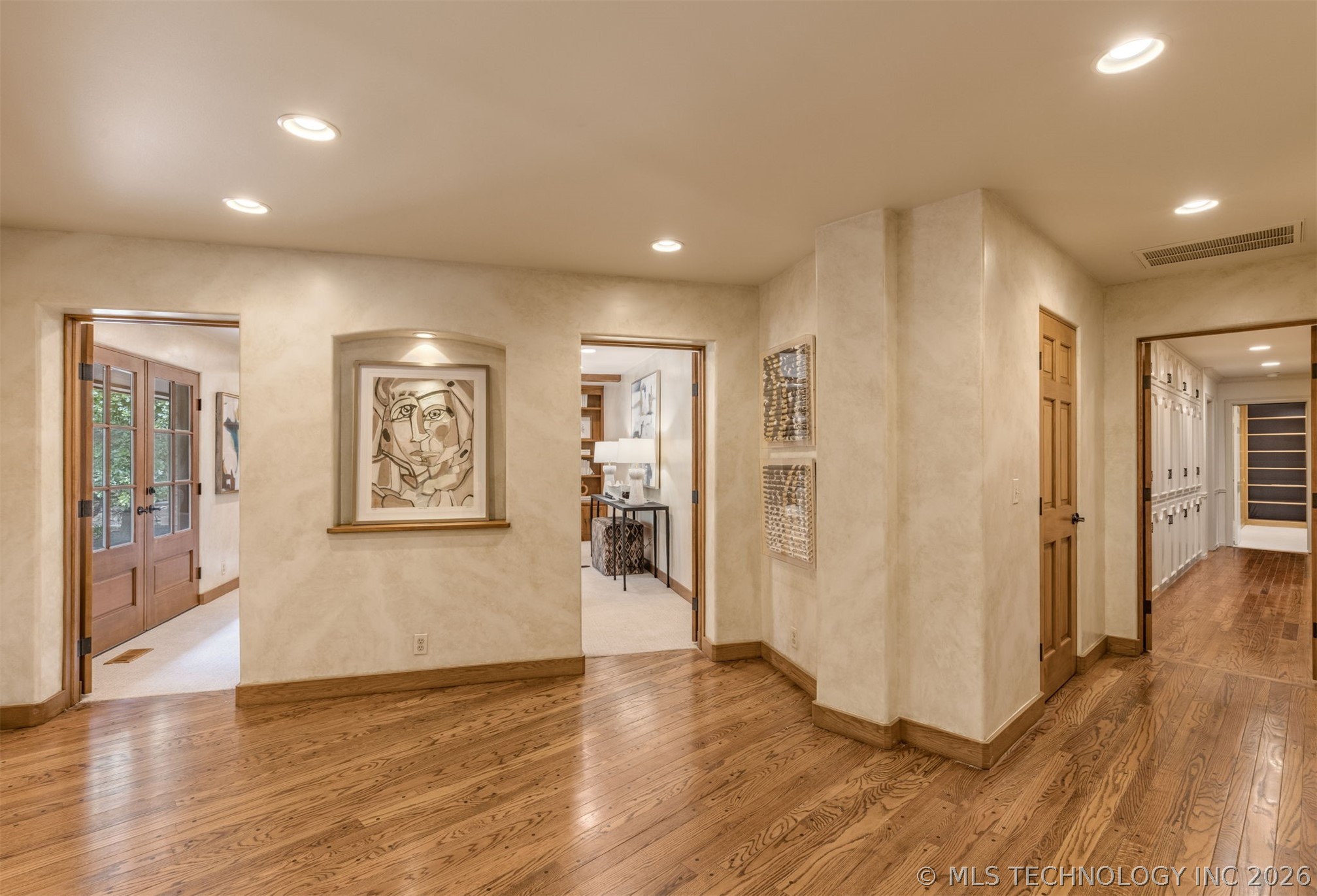 2707 E 67th Place Tulsa OK 74136