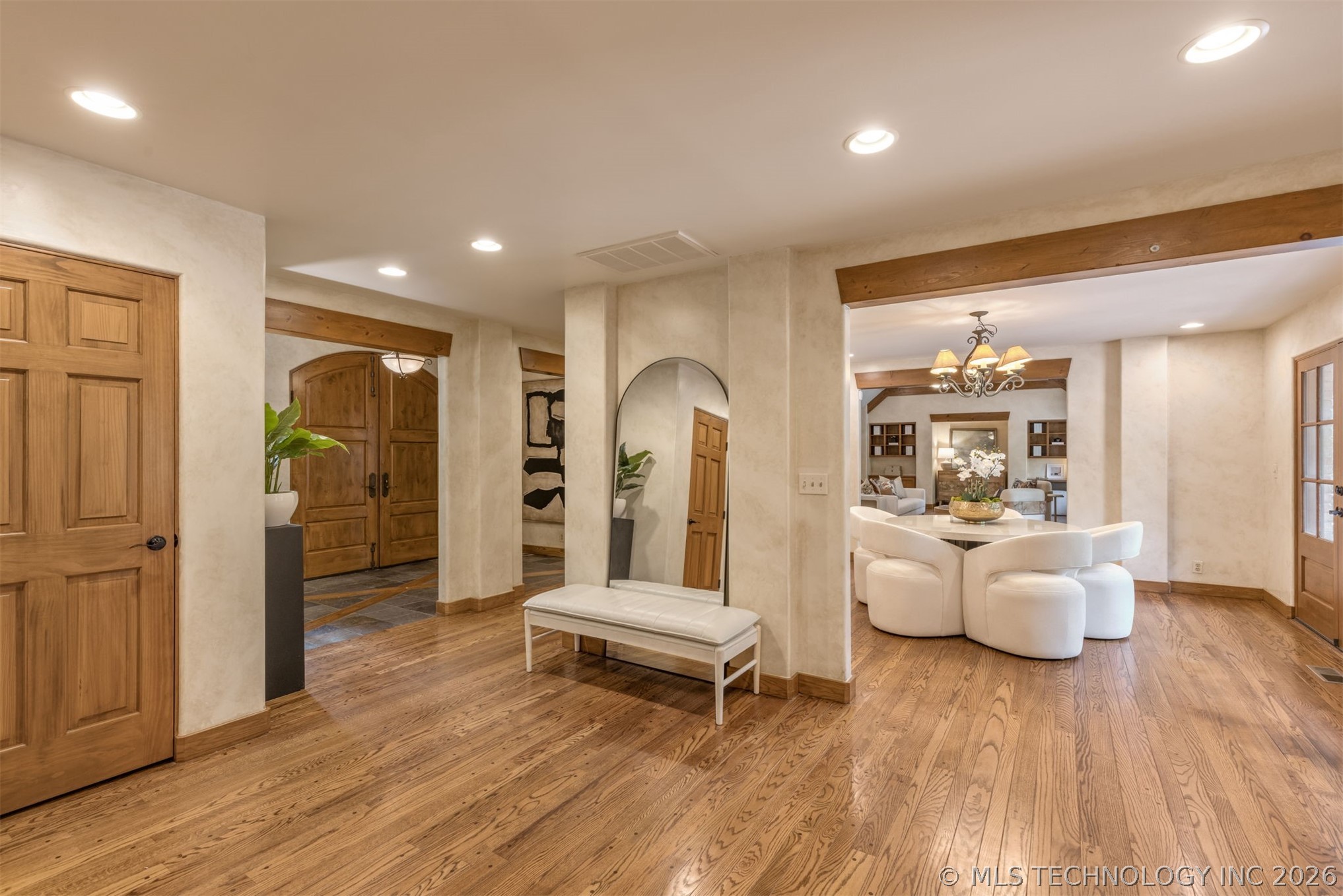 2707 E 67th Place Tulsa OK 74136