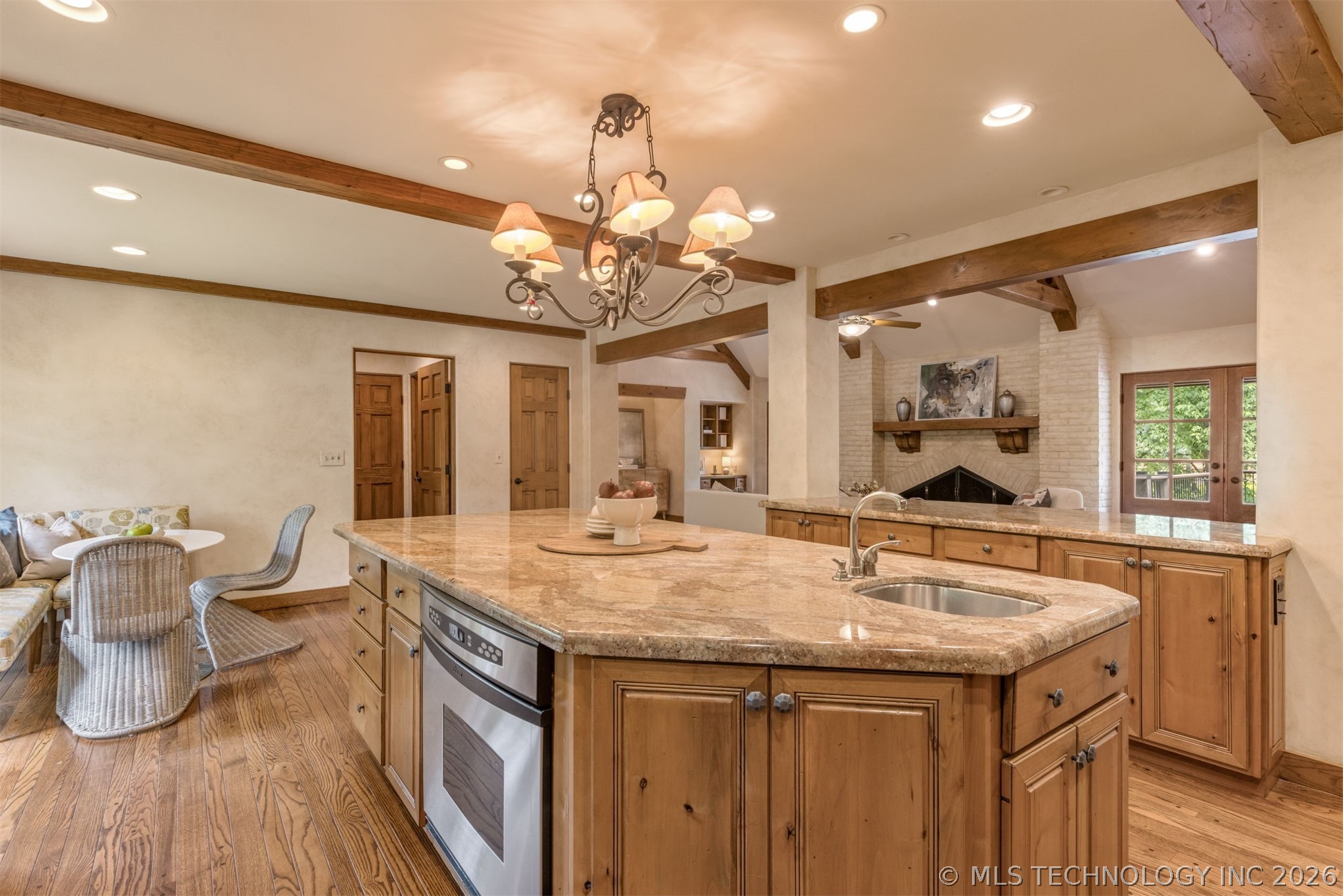 2707 E 67th Place Tulsa OK 74136