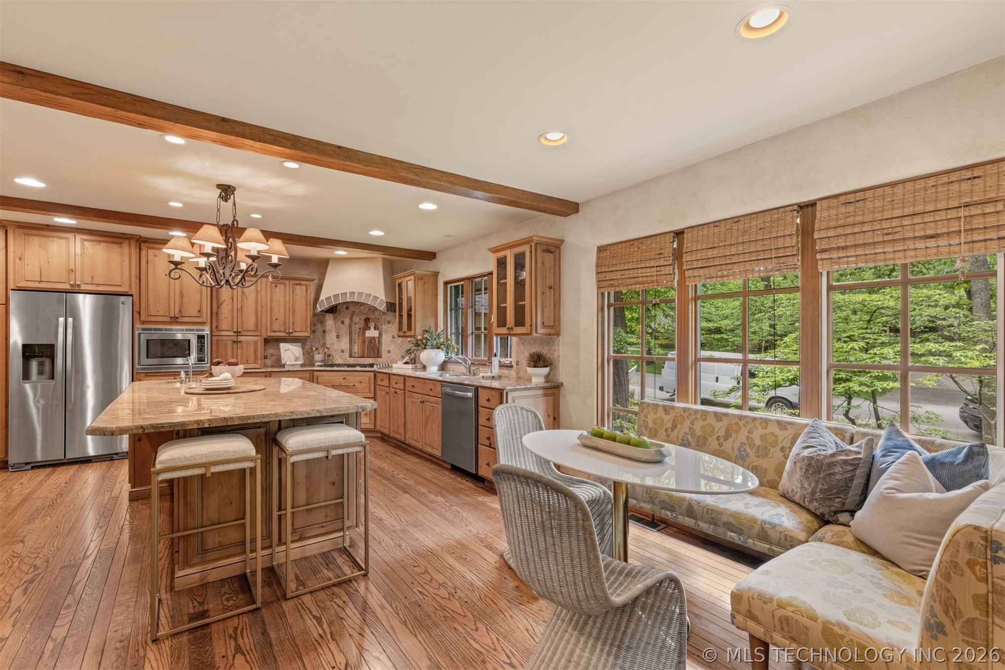 2707 E 67th Place Tulsa OK 74136