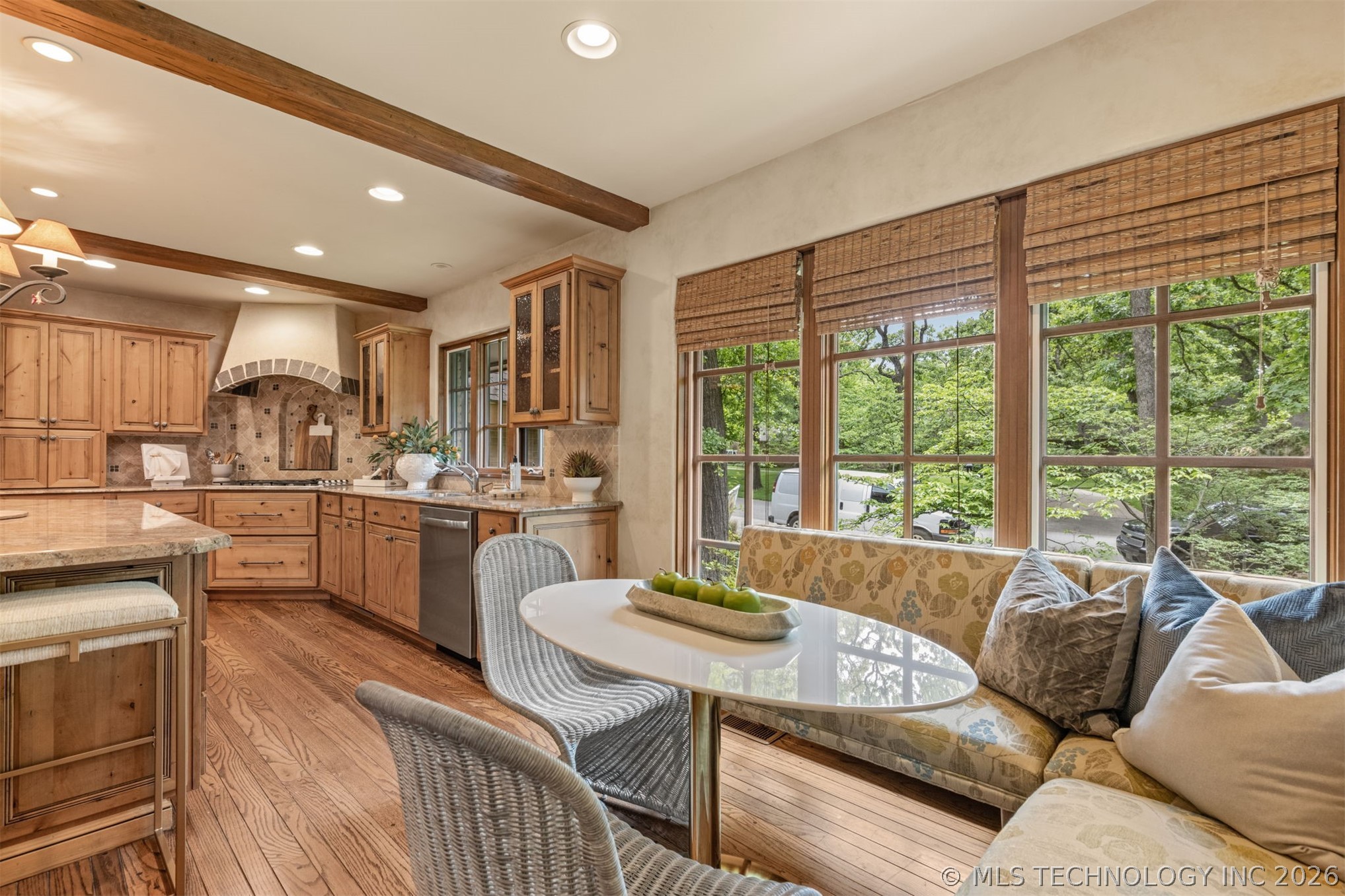 2707 E 67th Place Tulsa OK 74136