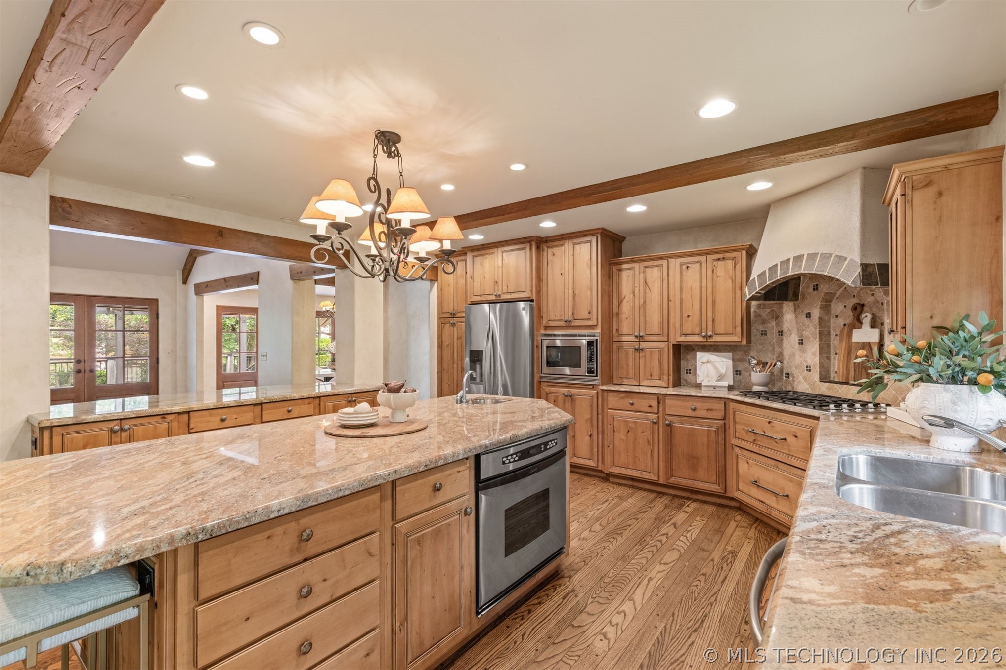 2707 E 67th Place Tulsa OK 74136