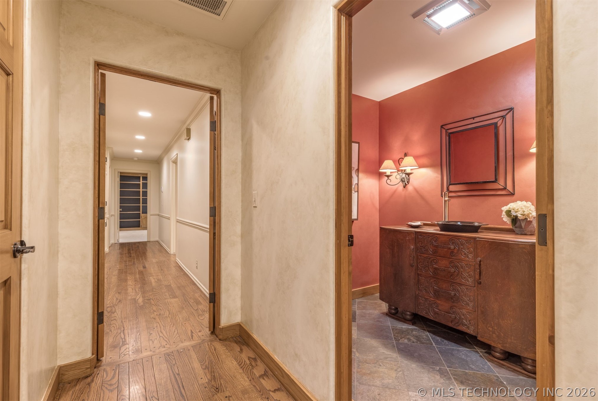 2707 E 67th Place Tulsa OK 74136