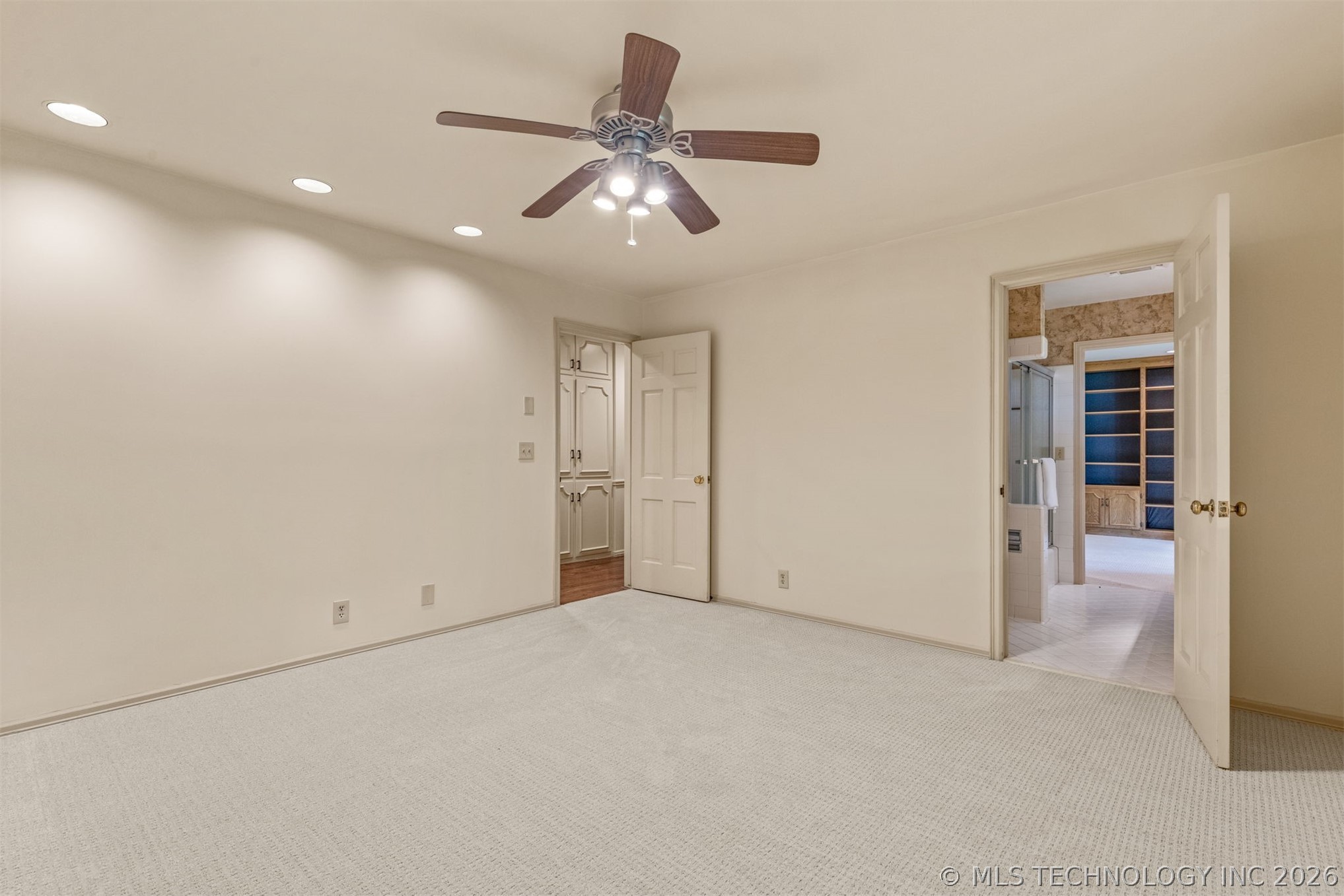2707 E 67th Place Tulsa OK 74136
