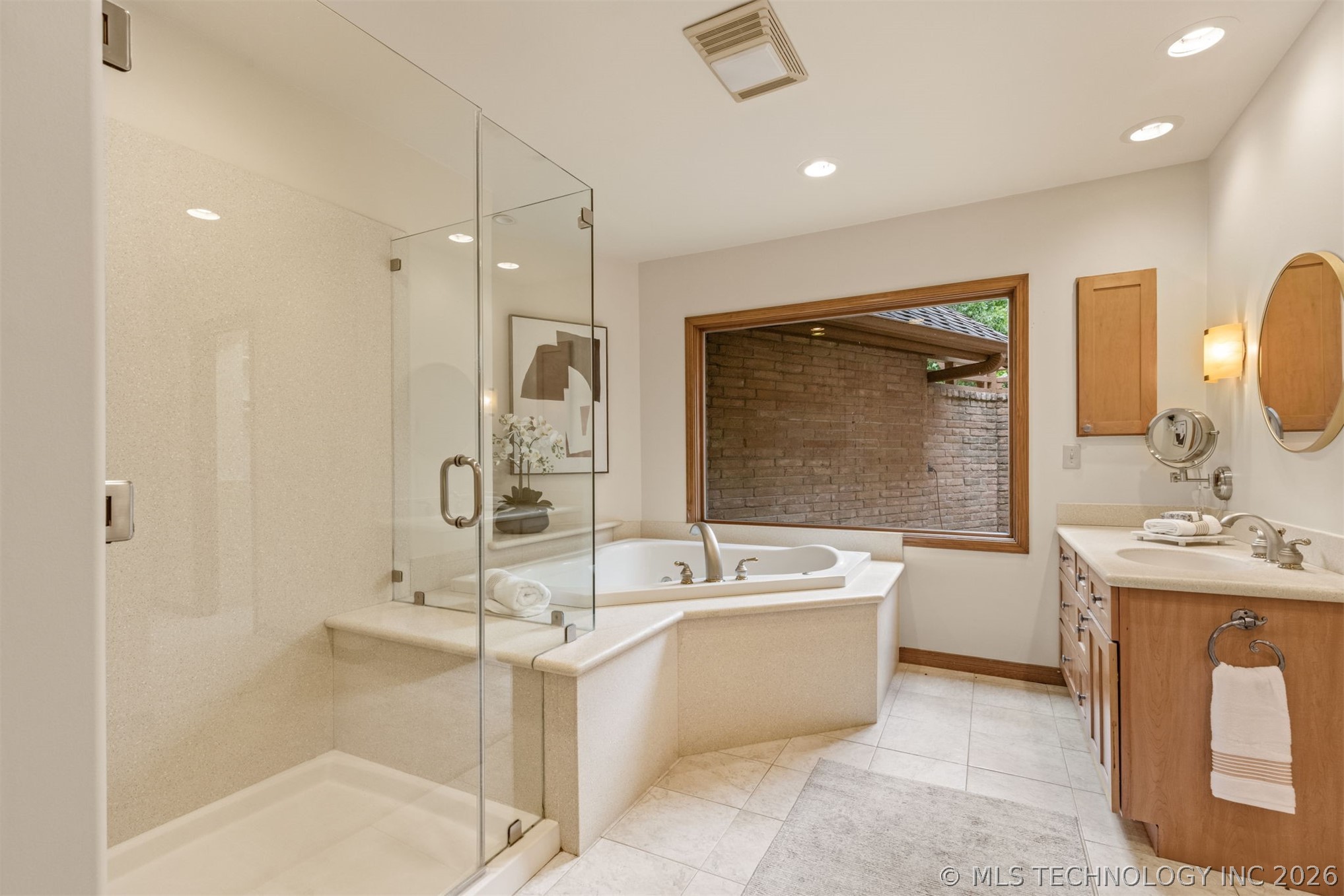 2707 E 67th Place Tulsa OK 74136