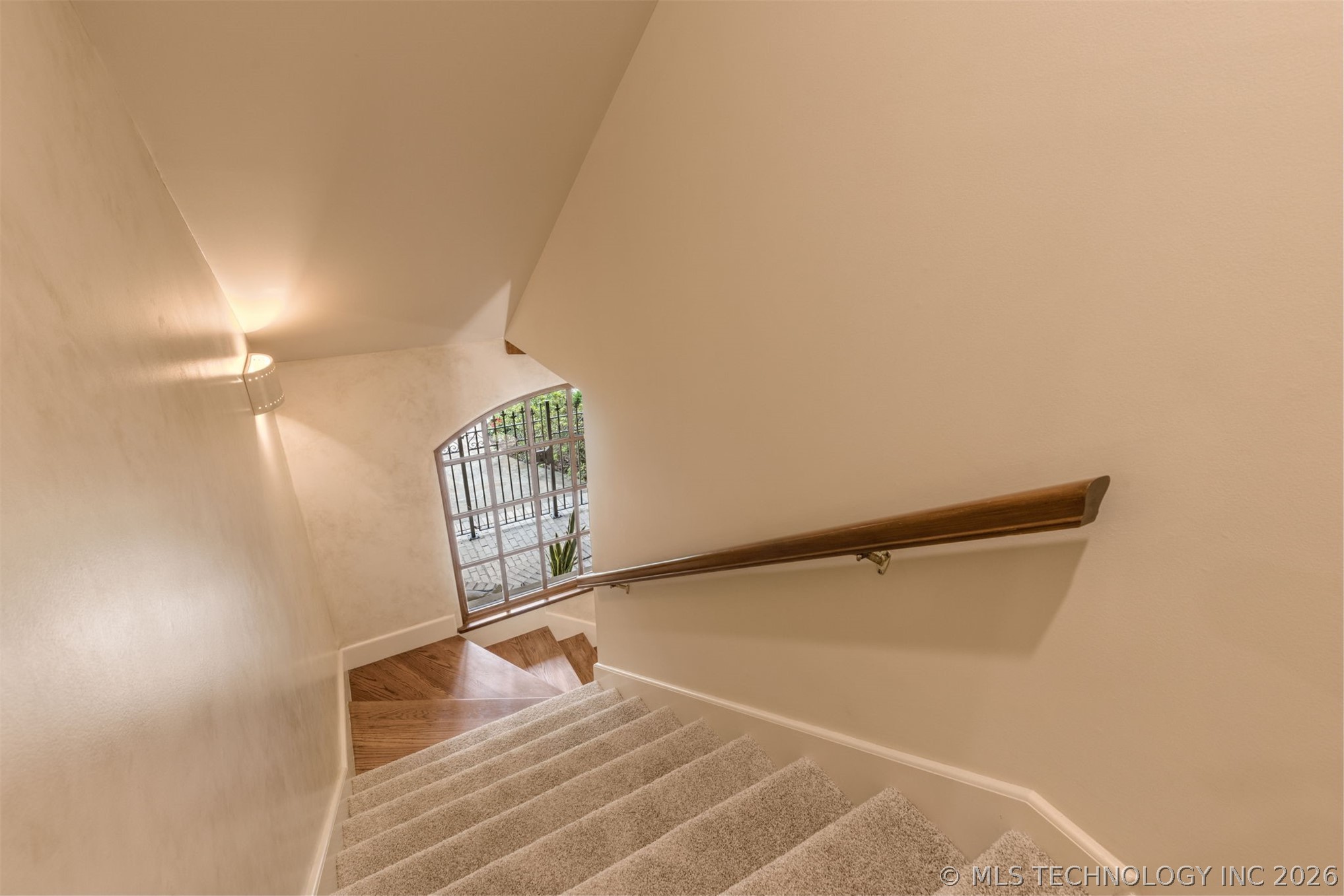 2707 E 67th Place Tulsa OK 74136
