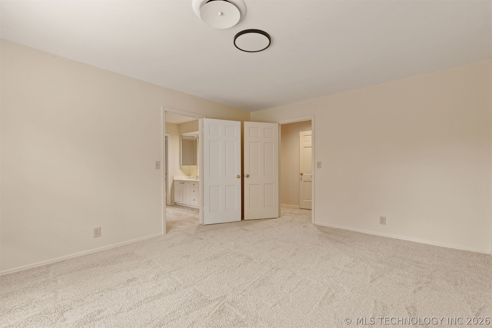2707 E 67th Place Tulsa OK 74136