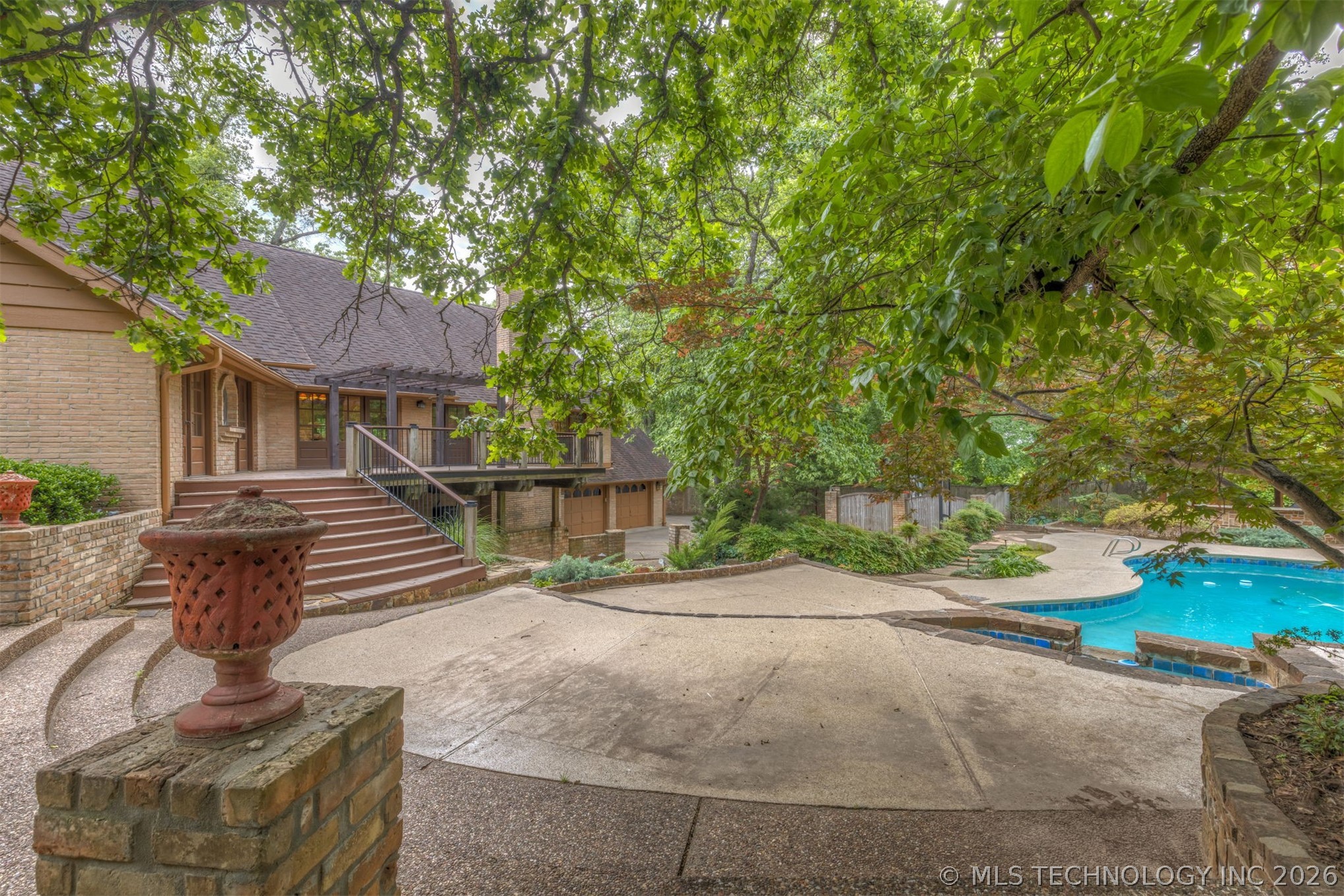 2707 E 67th Place Tulsa OK 74136