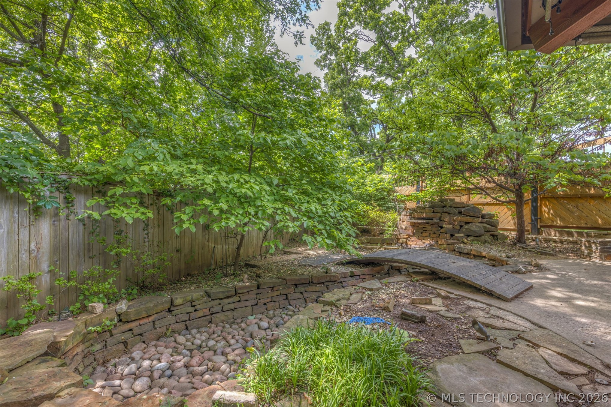 2707 E 67th Place Tulsa OK 74136