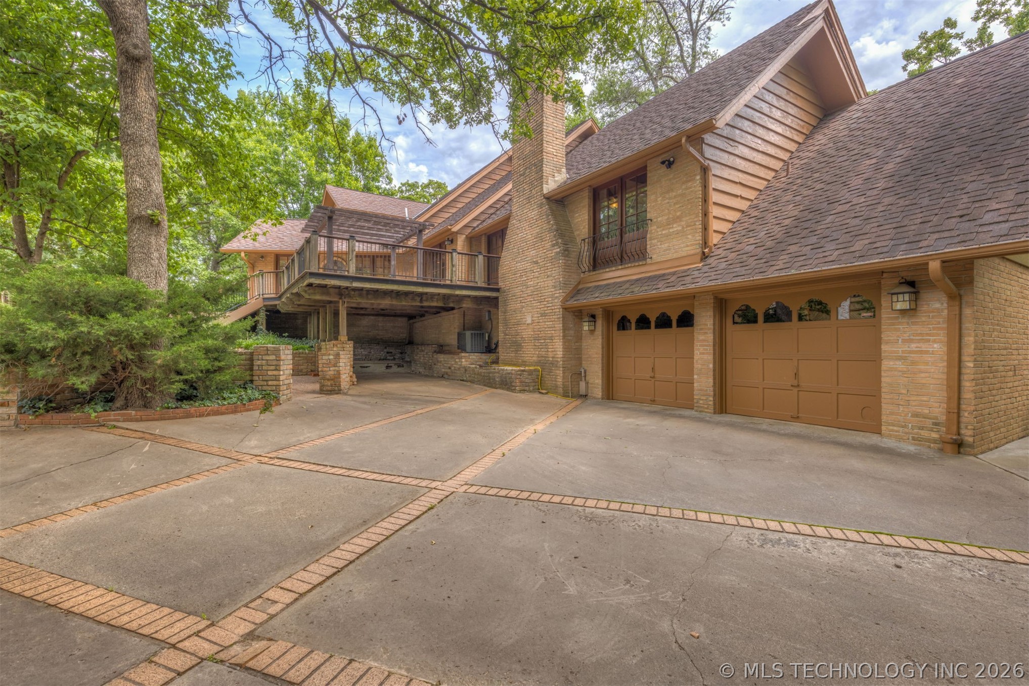 2707 E 67th Place Tulsa OK 74136