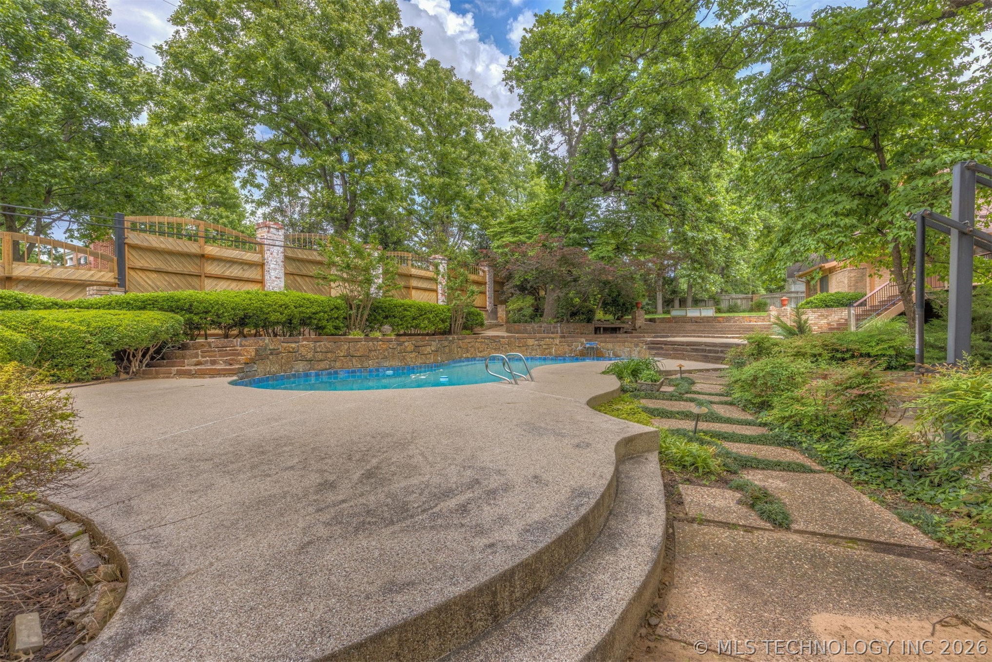 2707 E 67th Place Tulsa OK 74136