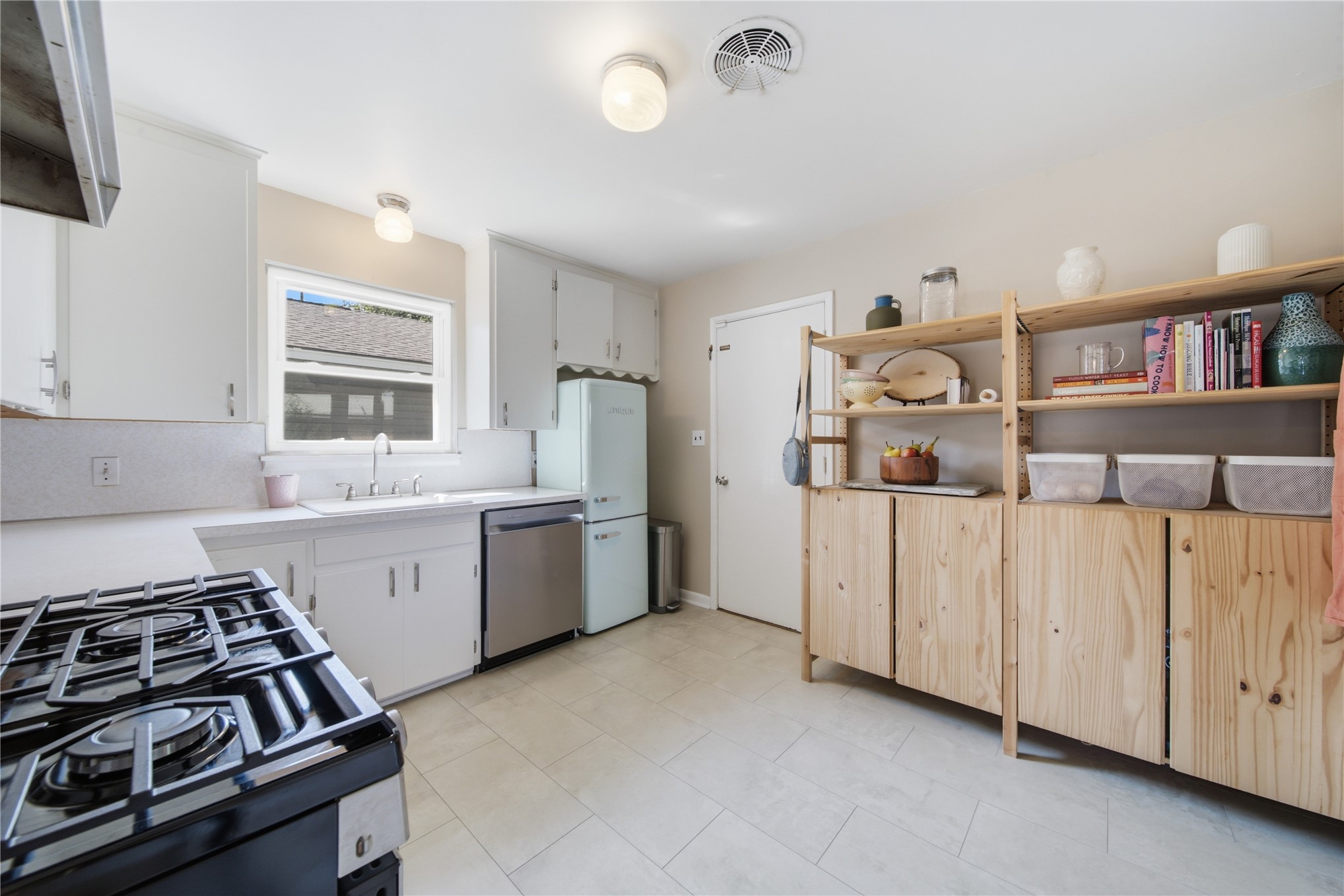 5746 E 27th Place Tulsa OK 74114