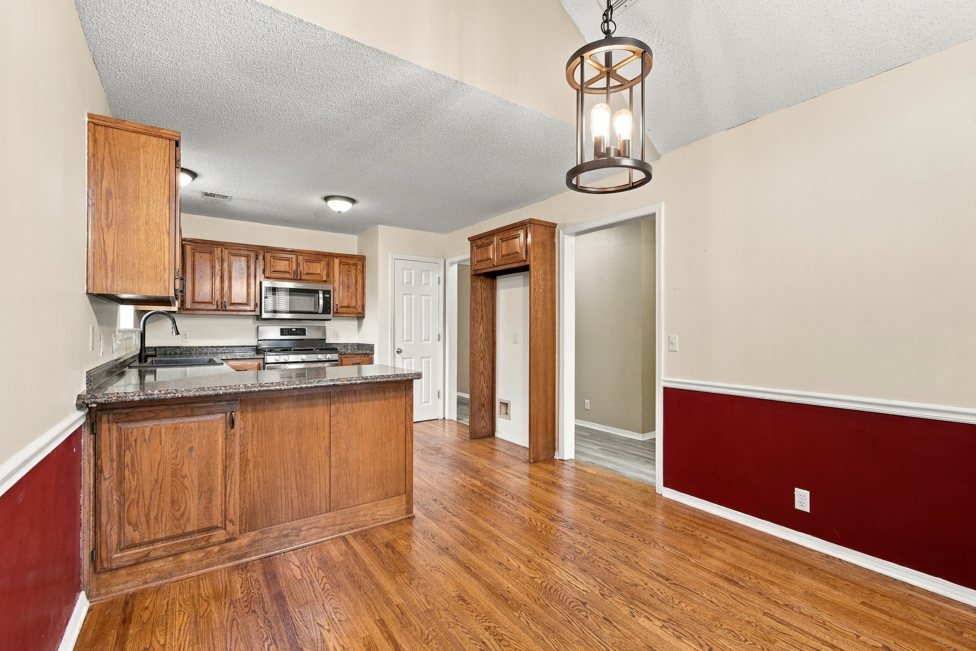 12504 E 82nd Place Owasso OK 74055