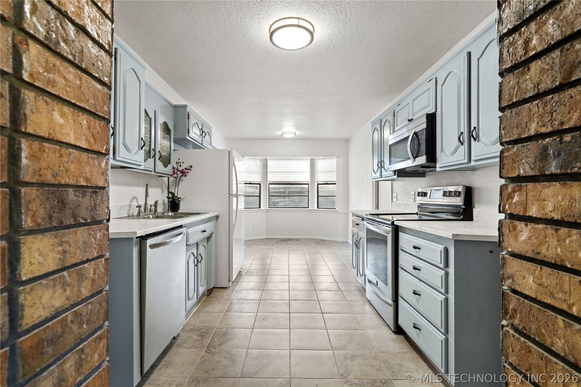1929 W Oakridge Street Broken Arrow OK 74012
