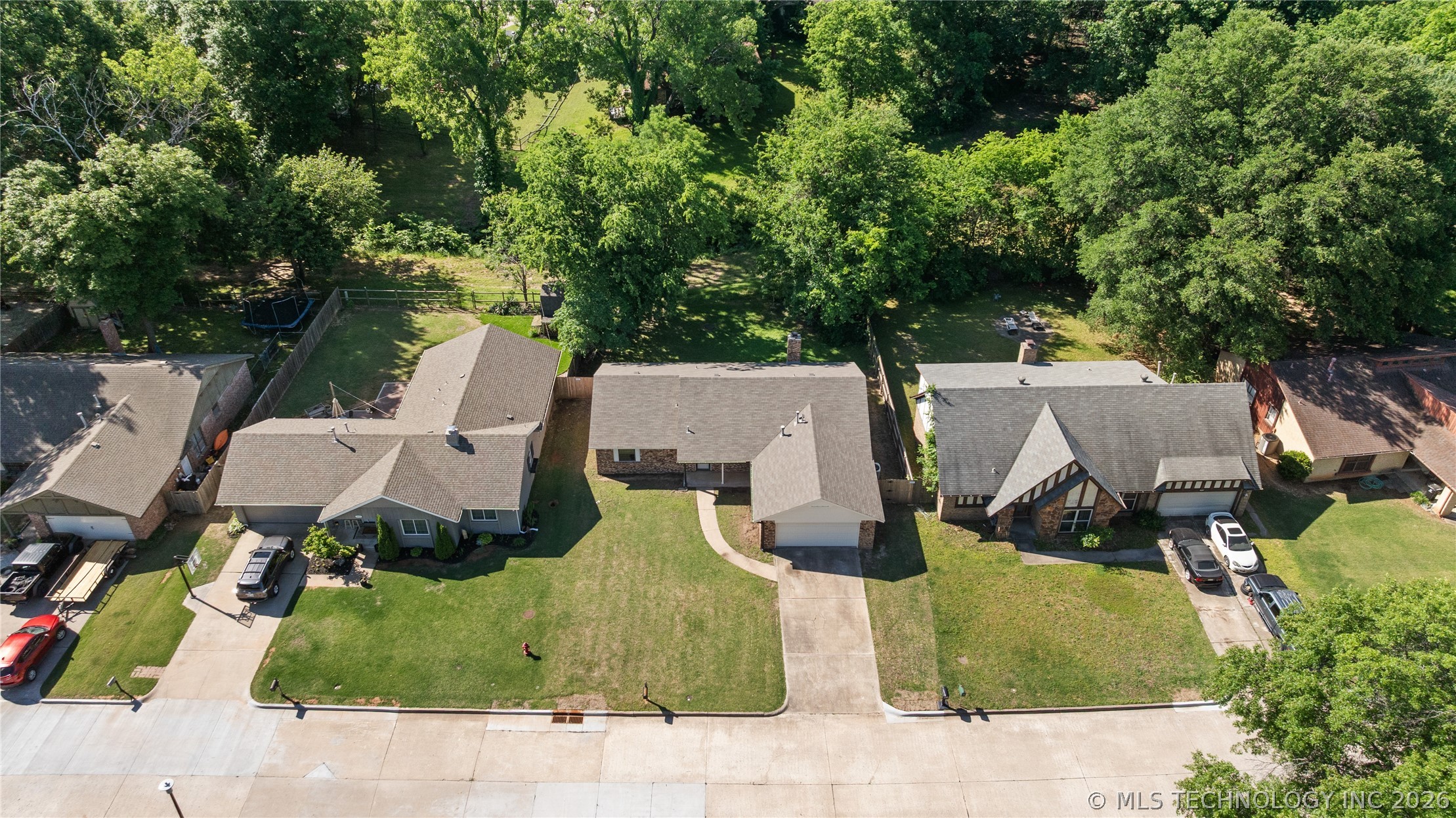 1929 W Oakridge Street Broken Arrow OK 74012