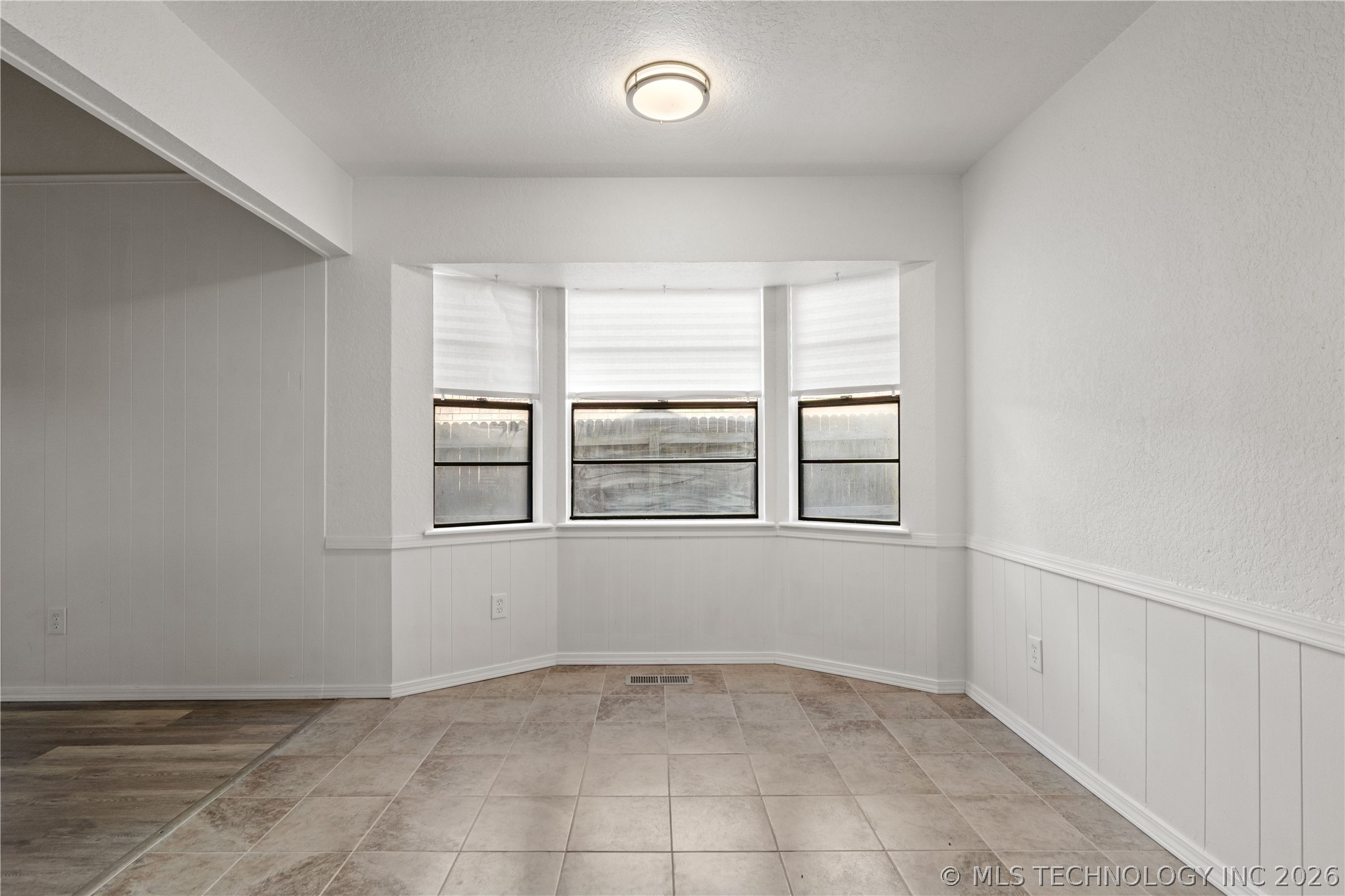 1929 W Oakridge Street Broken Arrow OK 74012