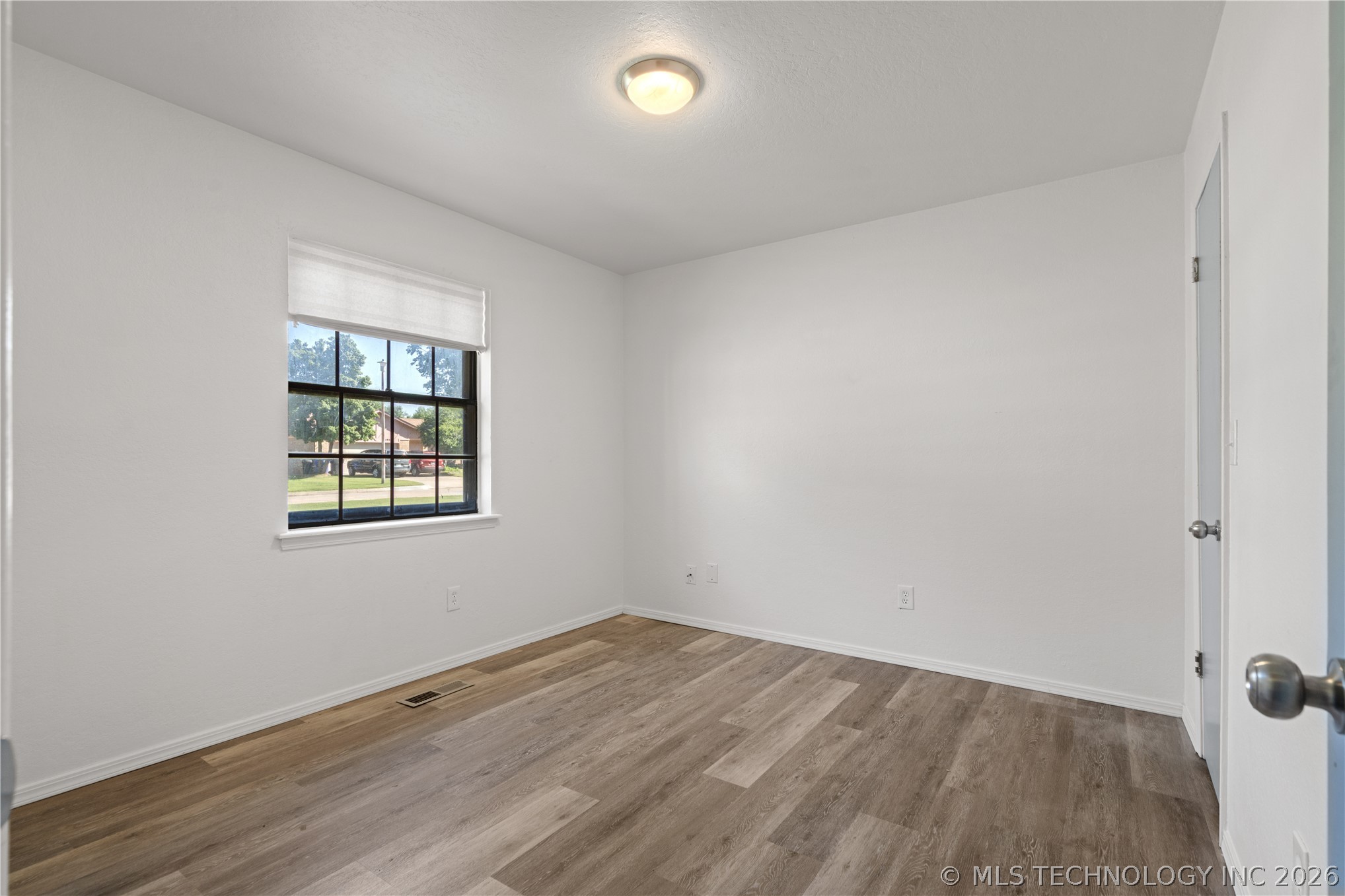 1929 W Oakridge Street Broken Arrow OK 74012