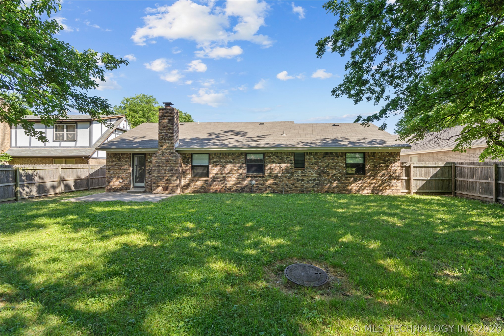 1929 W Oakridge Street Broken Arrow OK 74012