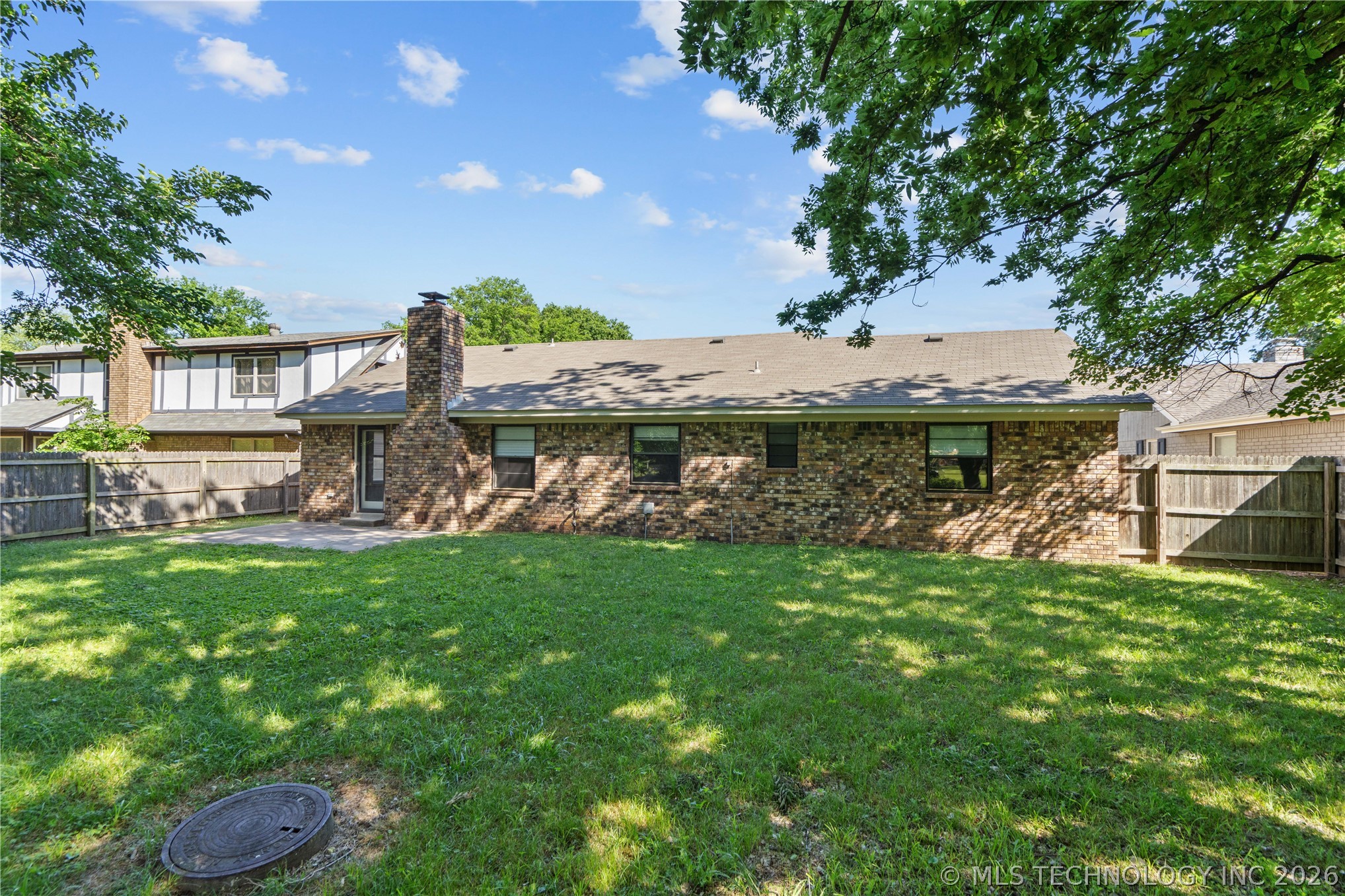 1929 W Oakridge Street Broken Arrow OK 74012