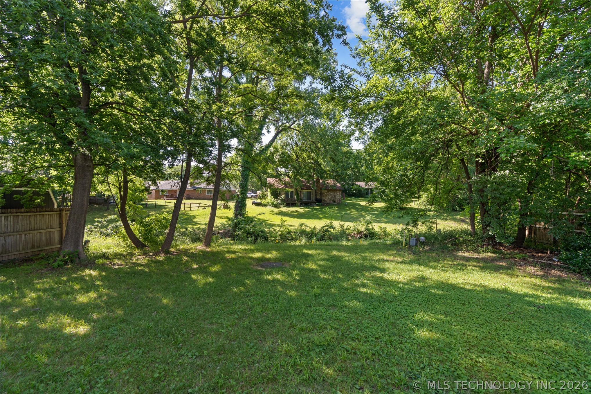 1929 W Oakridge Street Broken Arrow OK 74012