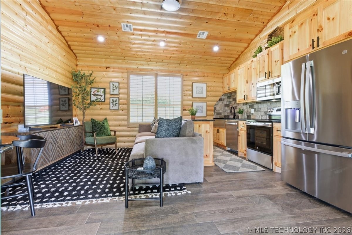 10616 County Road 3560 Byng OK 74820