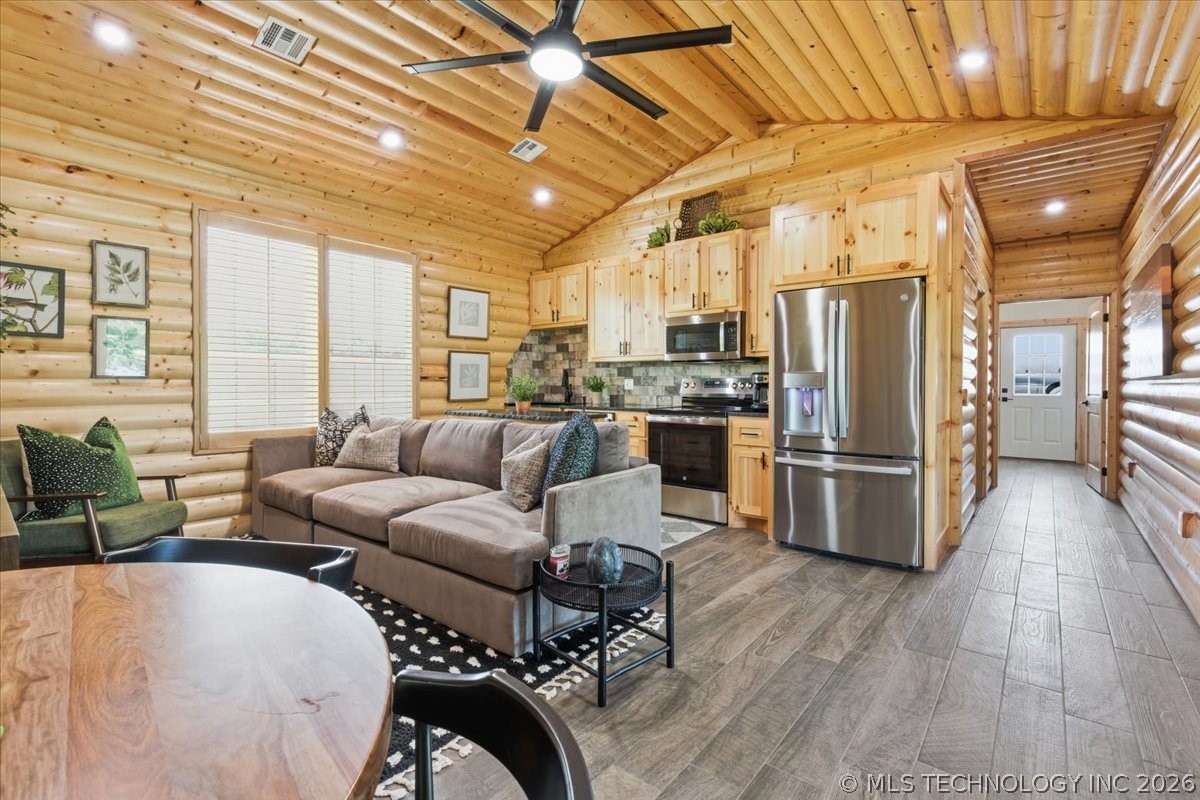 10616 County Road 3560 Byng OK 74820