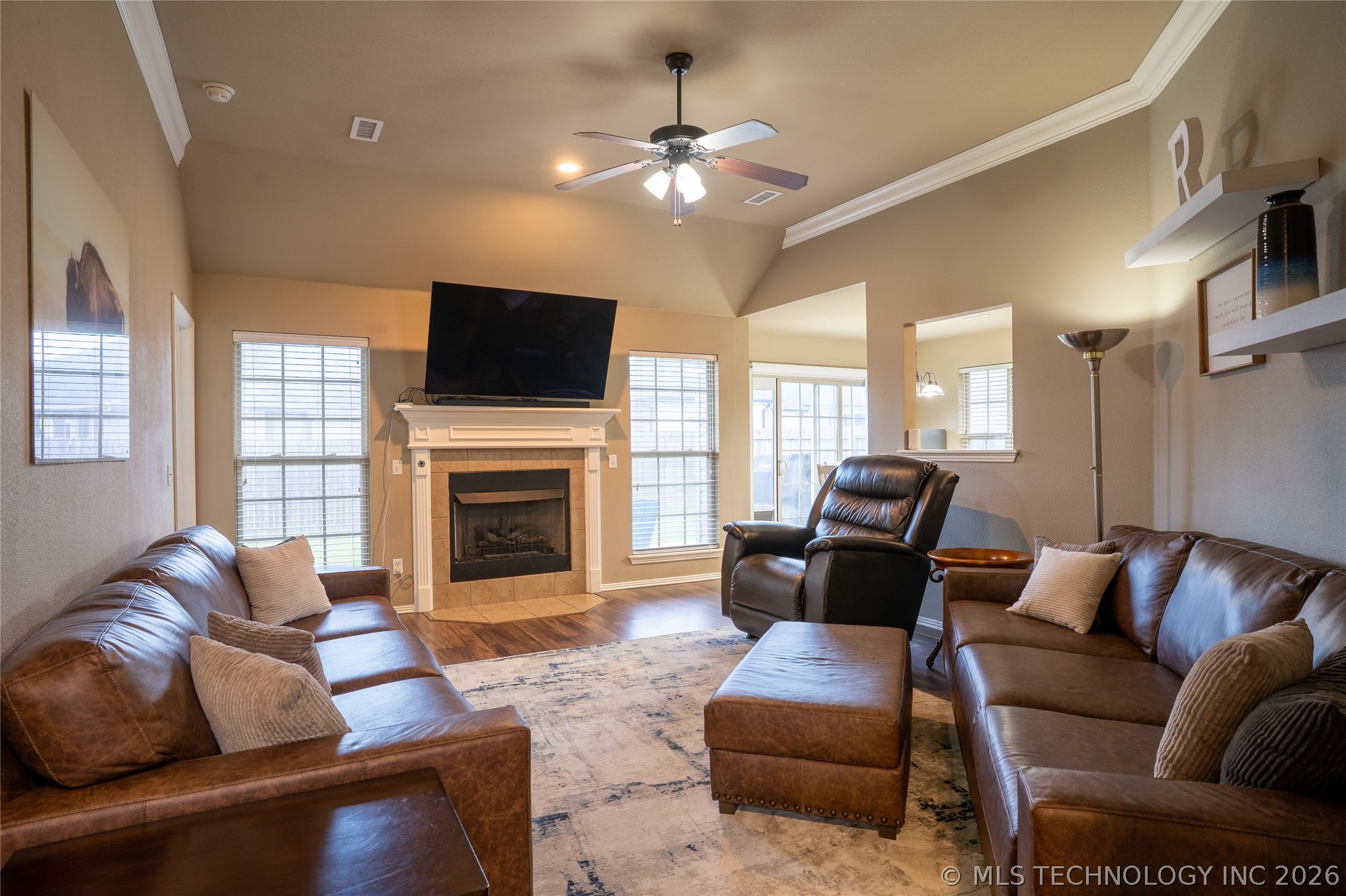 446 NE Katherine Avenue Bartlesville OK 74006