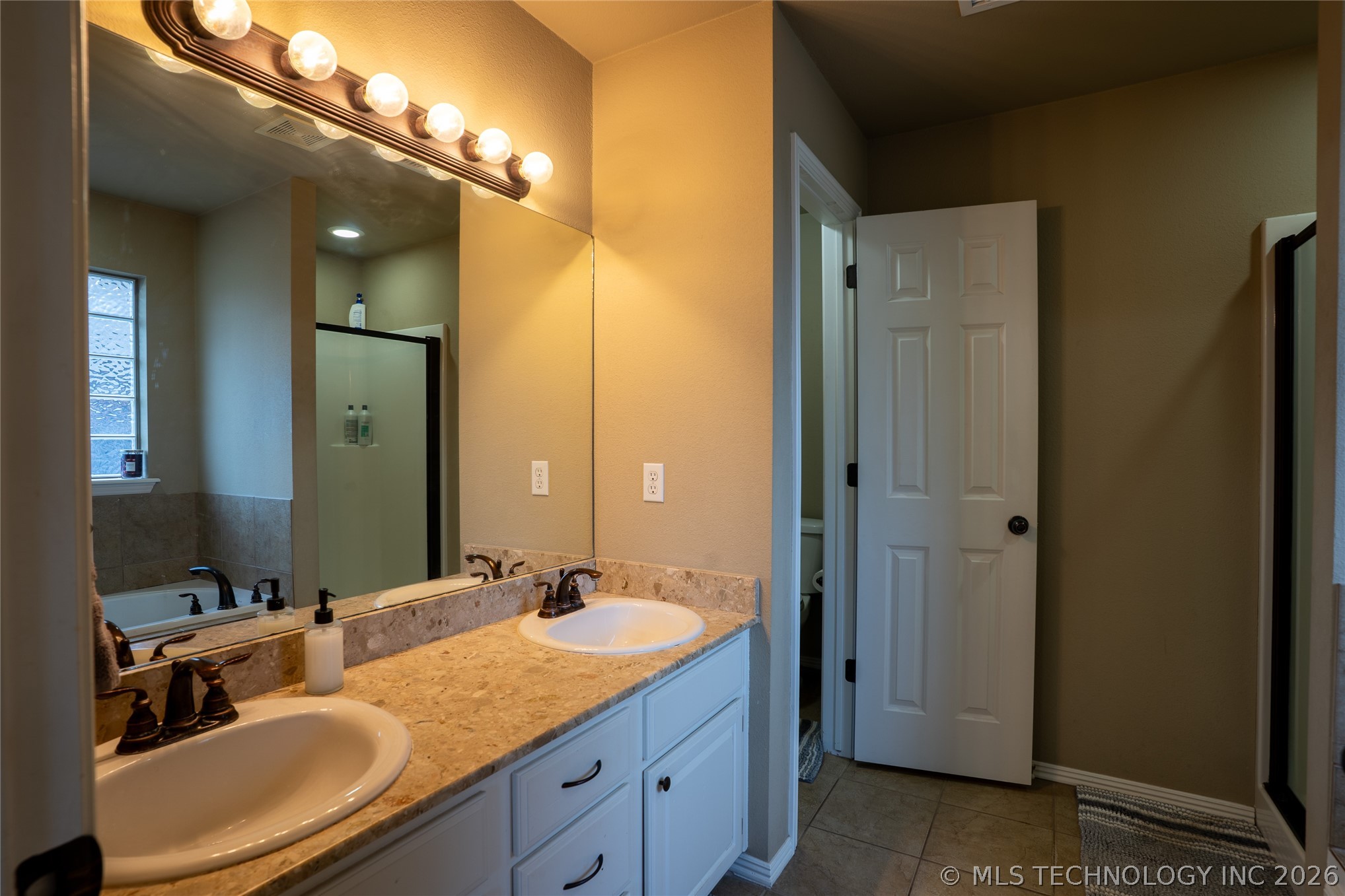 446 NE Katherine Avenue Bartlesville OK 74006