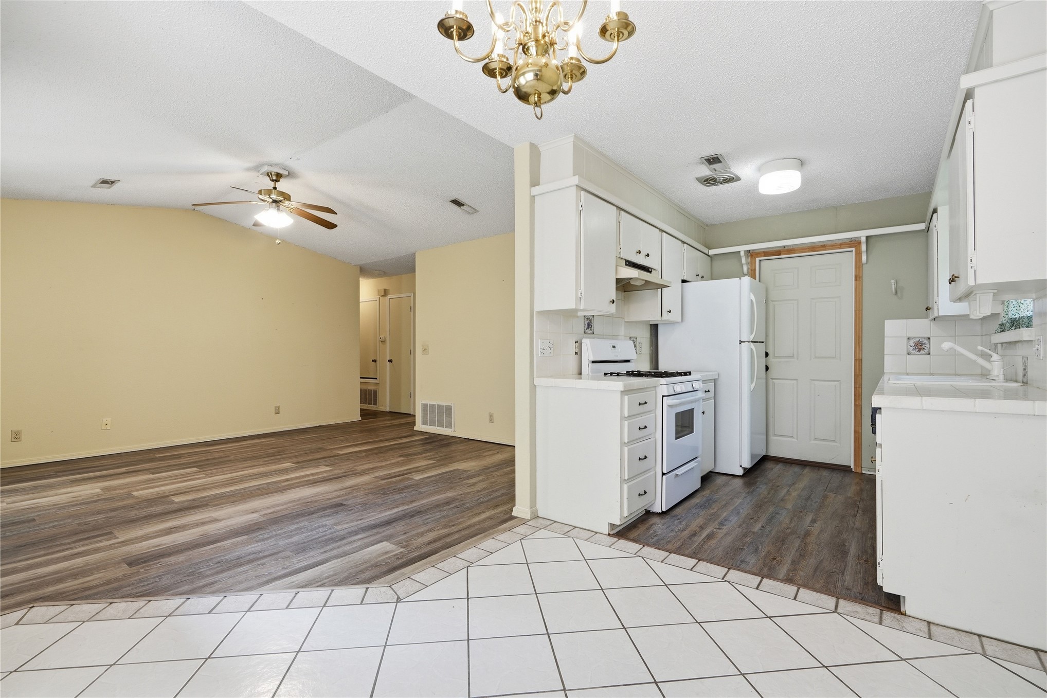 4401 S 4th Street Broken Arrow OK 74011