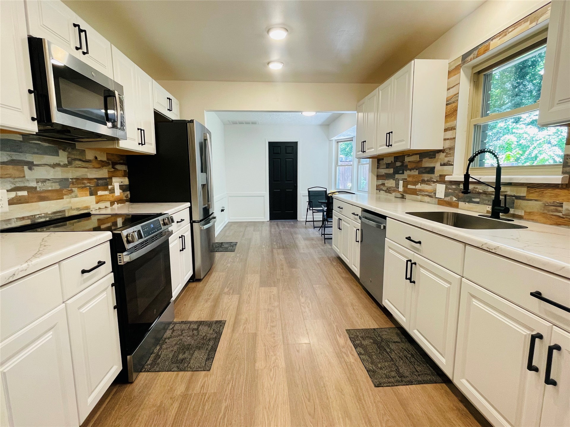 7713 S Glenwood Court Broken Arrow OK 74011