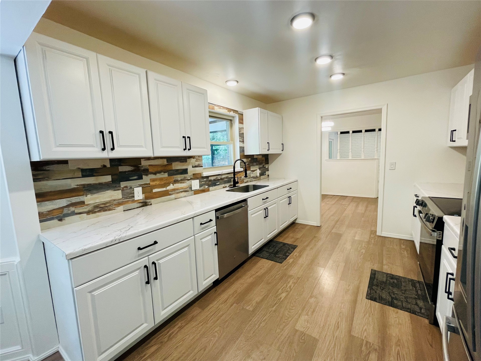 7713 S Glenwood Court Broken Arrow OK 74011