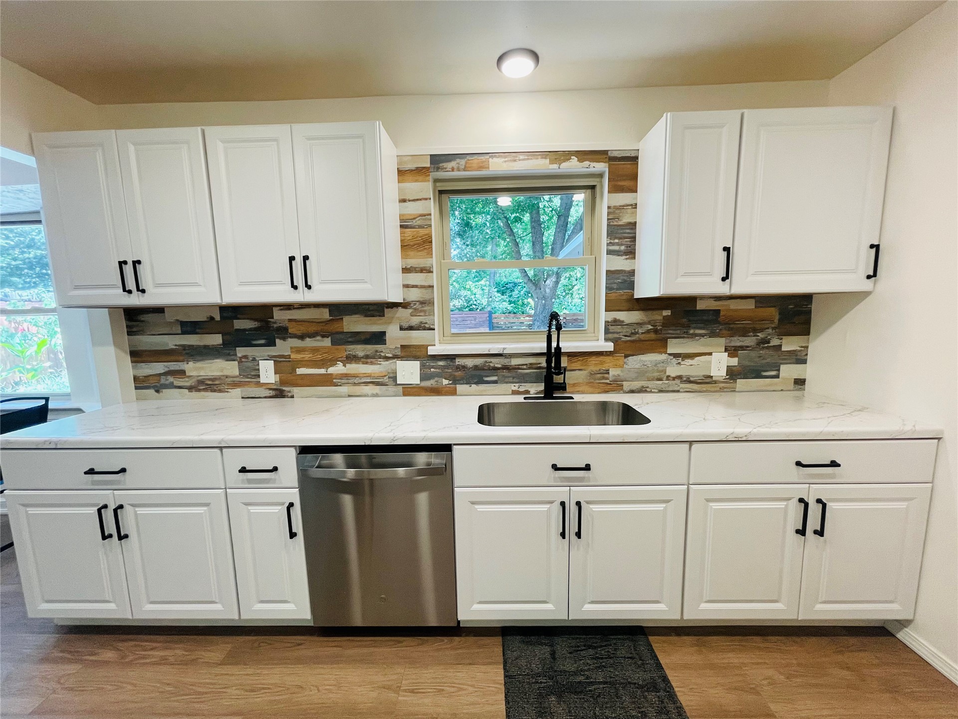 7713 S Glenwood Court Broken Arrow OK 74011