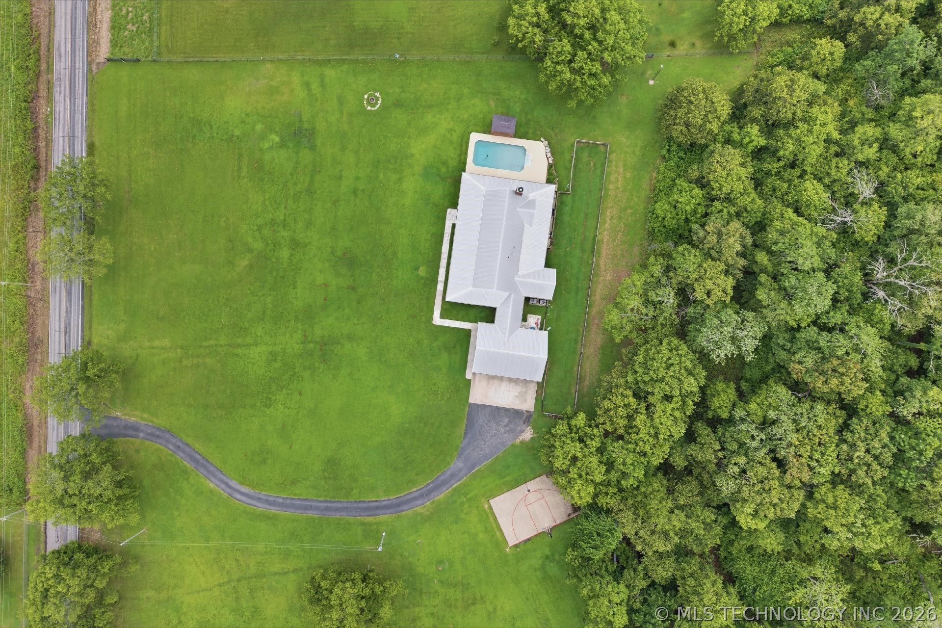 21990 S Keetonville Road Claremore OK 74019