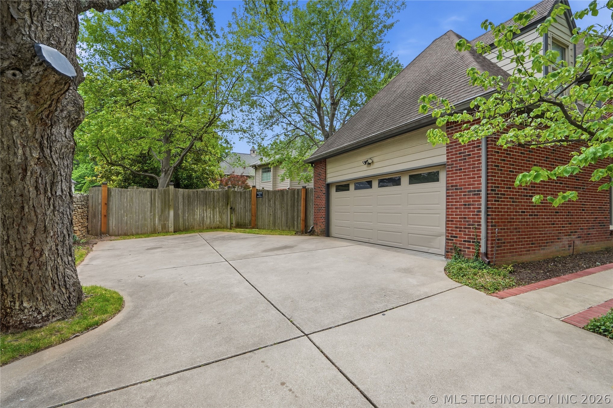 4011 S Yorktown Avenue Tulsa OK 74105
