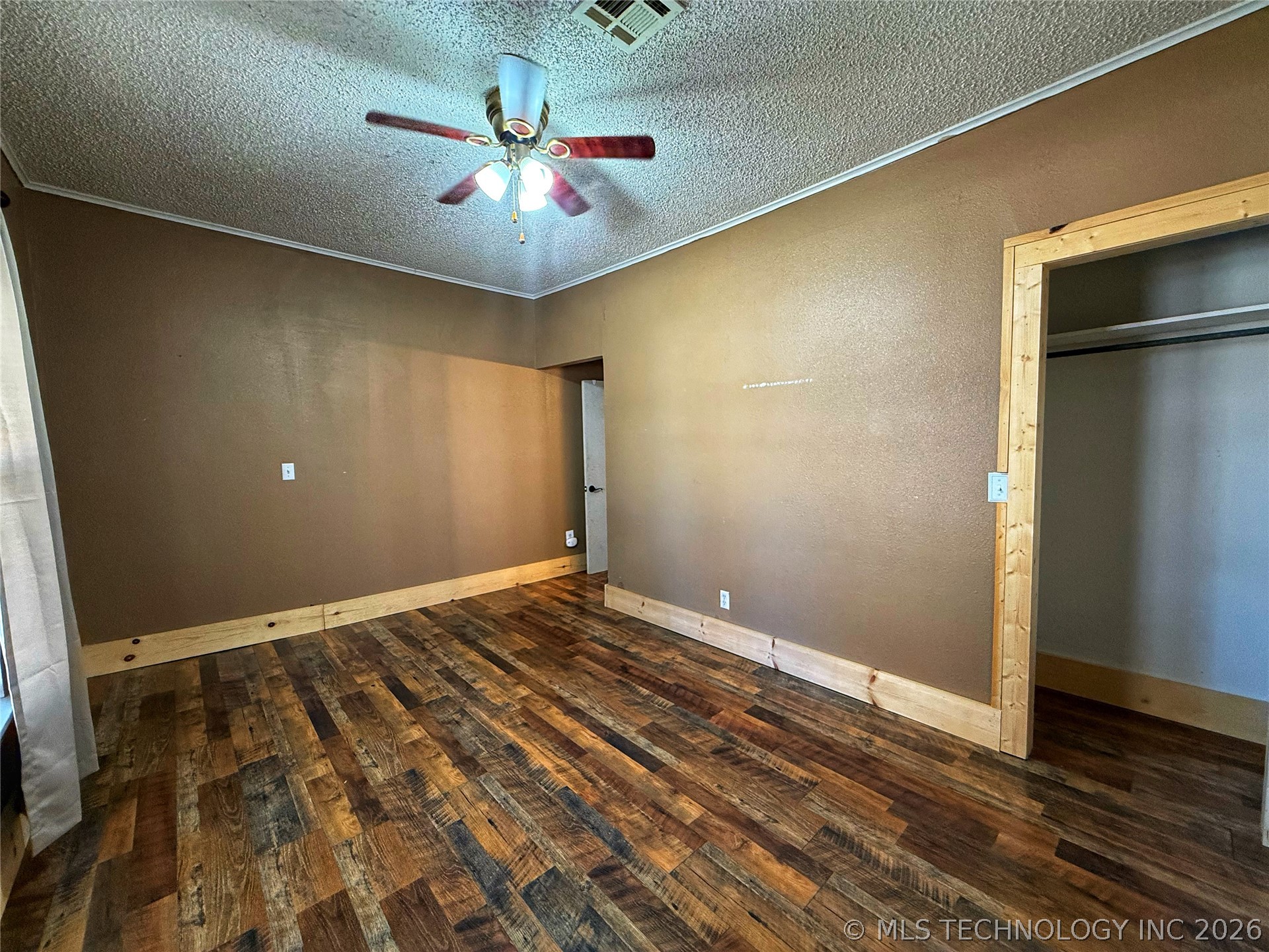 715 N Burgess Holdenville OK 74848