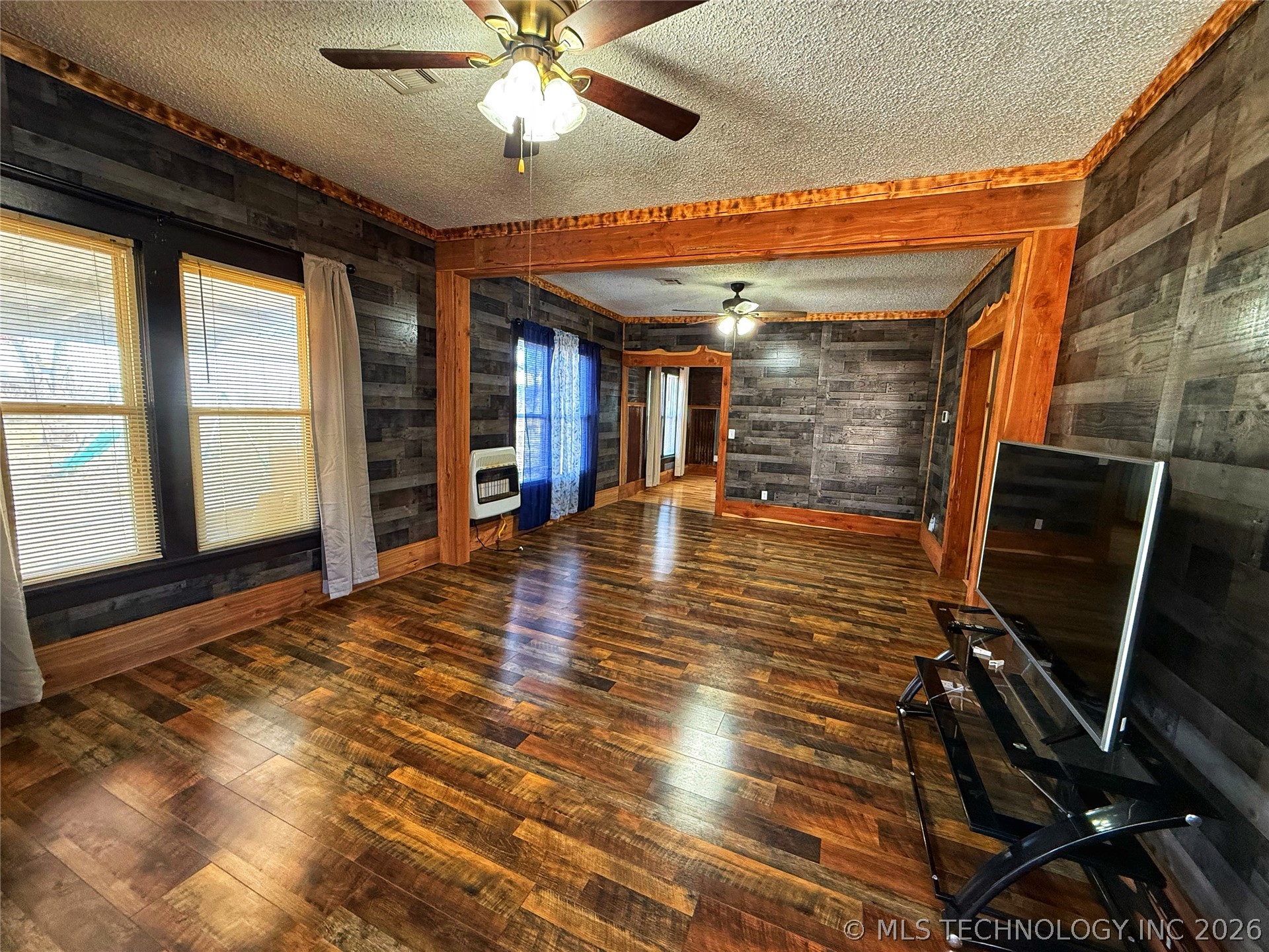 715 N Burgess Holdenville OK 74848